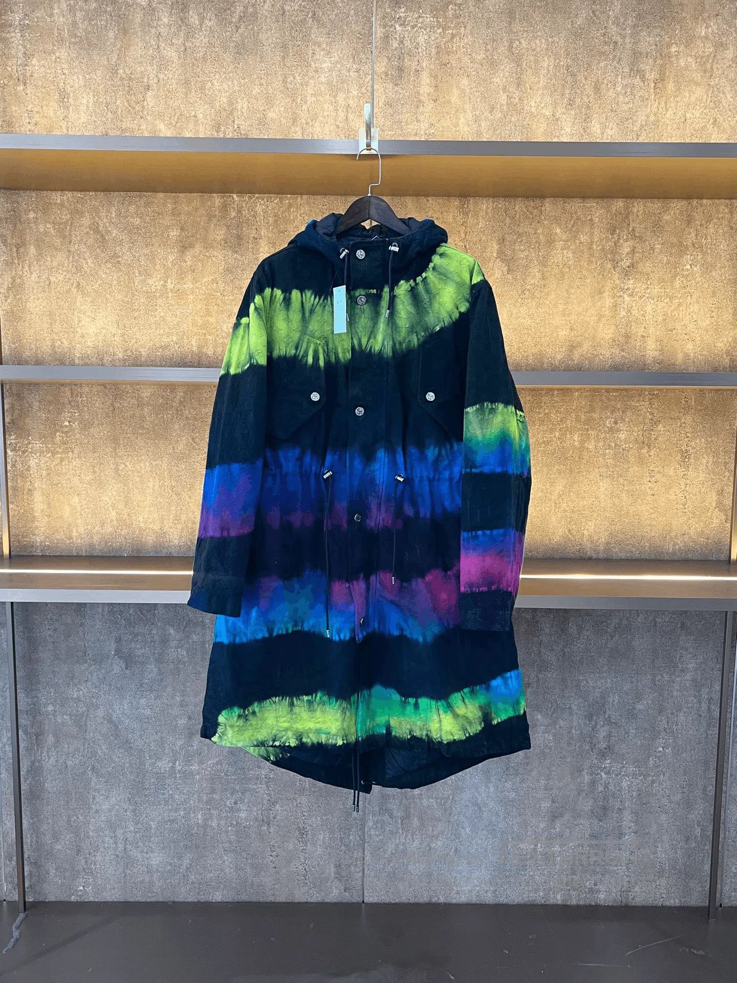 Louis Vuitton Louis Vuitton Rainbow All-Over Print Parka. Size US M / EU 48-50 / 2 - 1 Thumbnail