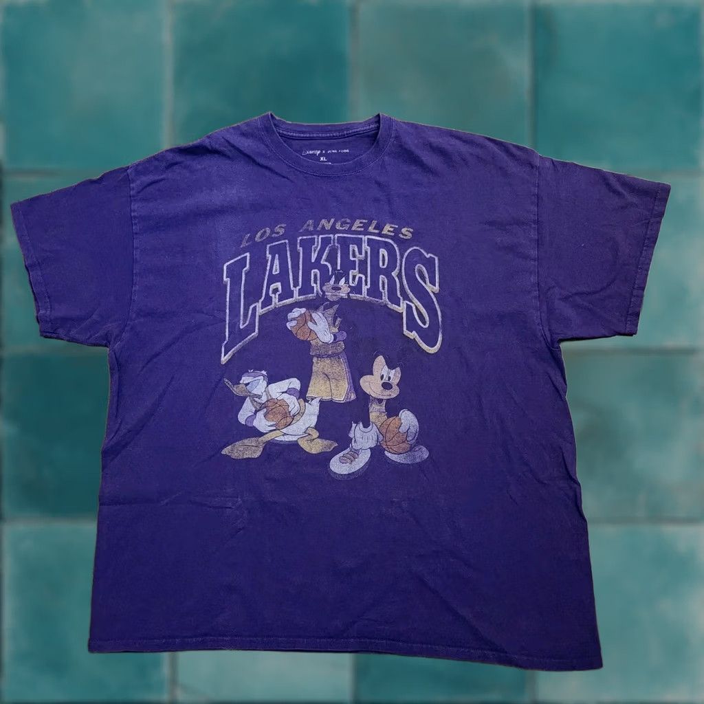 Junk Food VINTAGE Los Angeles Lakers Men's Junk Food Purple Disney Mickey Squad T-shirt XL Size US XL / EU 56 / 4 - 1 Thumbnail