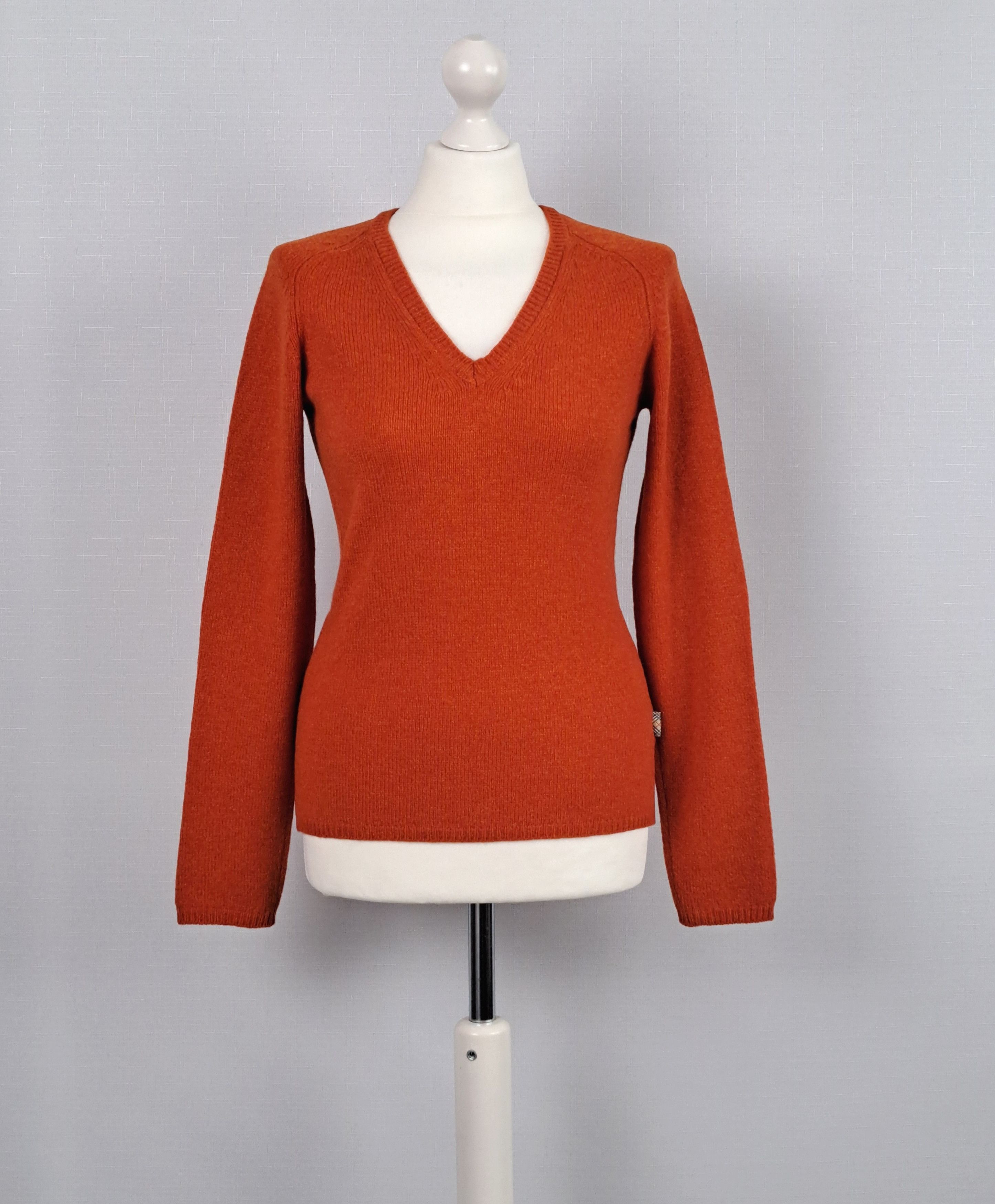 Burberry Vintage BURBERRY merino wool sweater. Made in Italy Size XS / US 0-2 / IT 36-38 - 1 Thumbnail