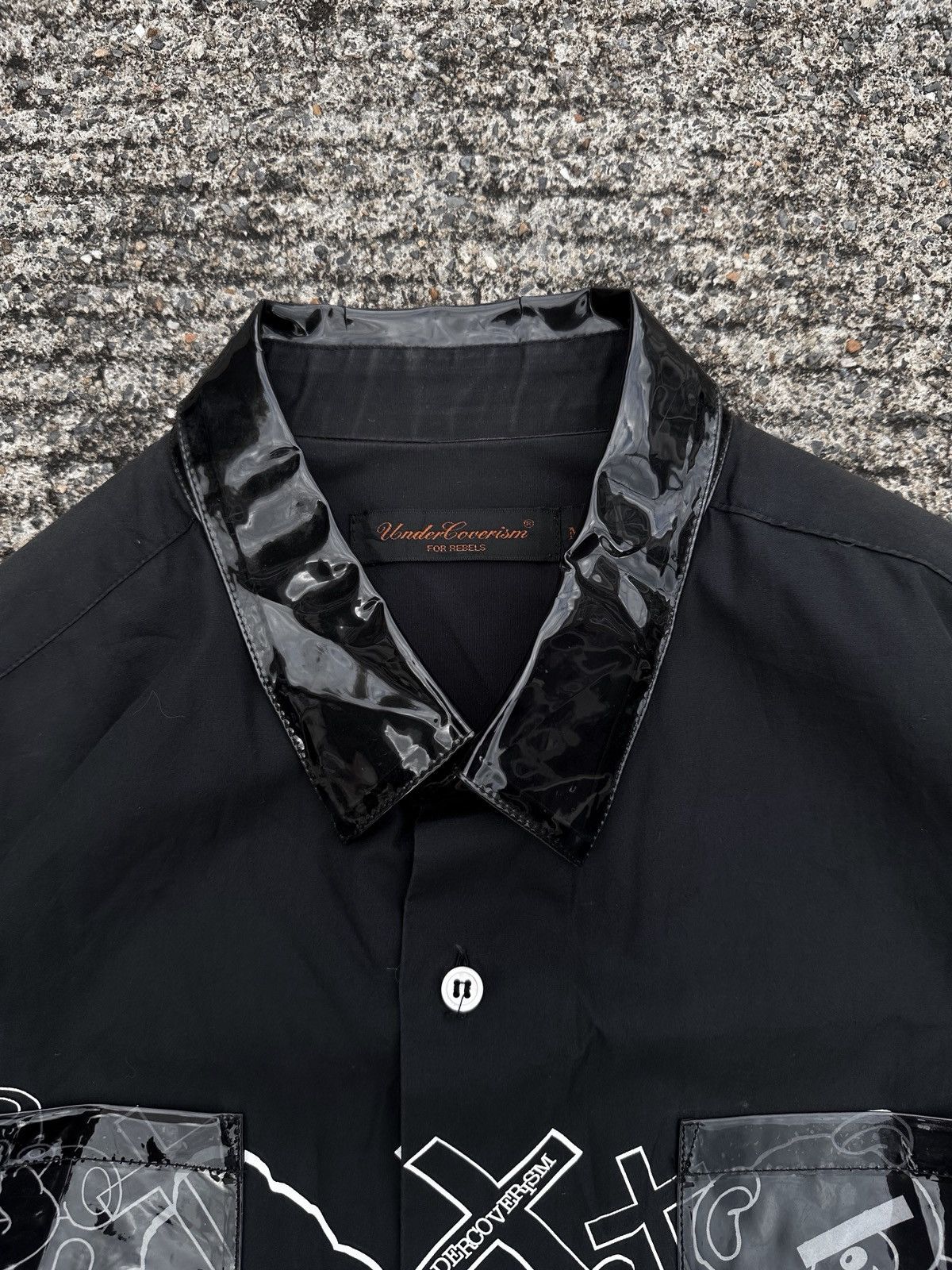 Undercover Undercover AW02 Cross Bear PVC Black Shirt Size US M / EU 48-50 / 2 - 7 Thumbnail