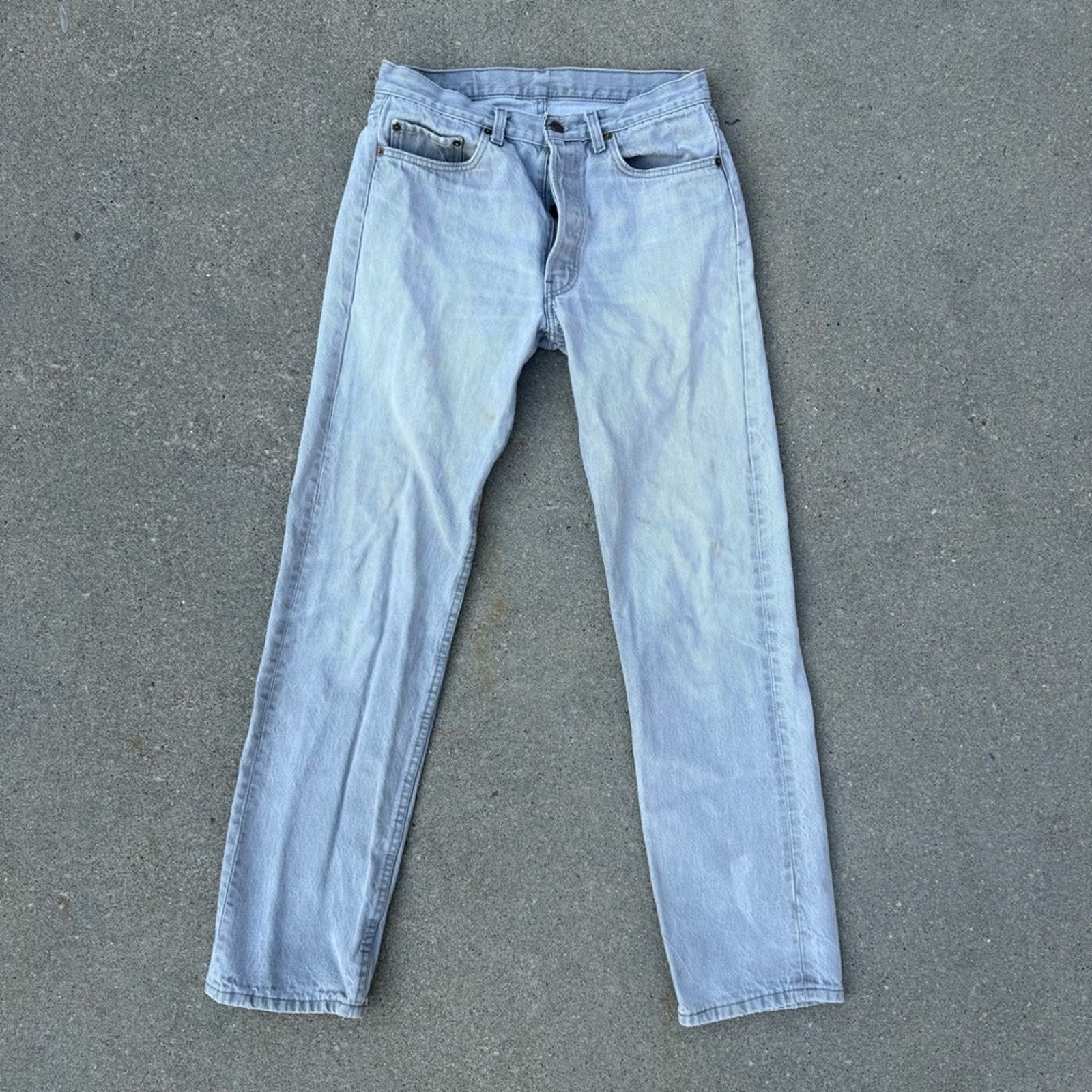 Levi's 80s Levi’s 501 Button Fly Light Gray Straight Leg Jean 33x34 Size US 33 - 2 Thumbnail