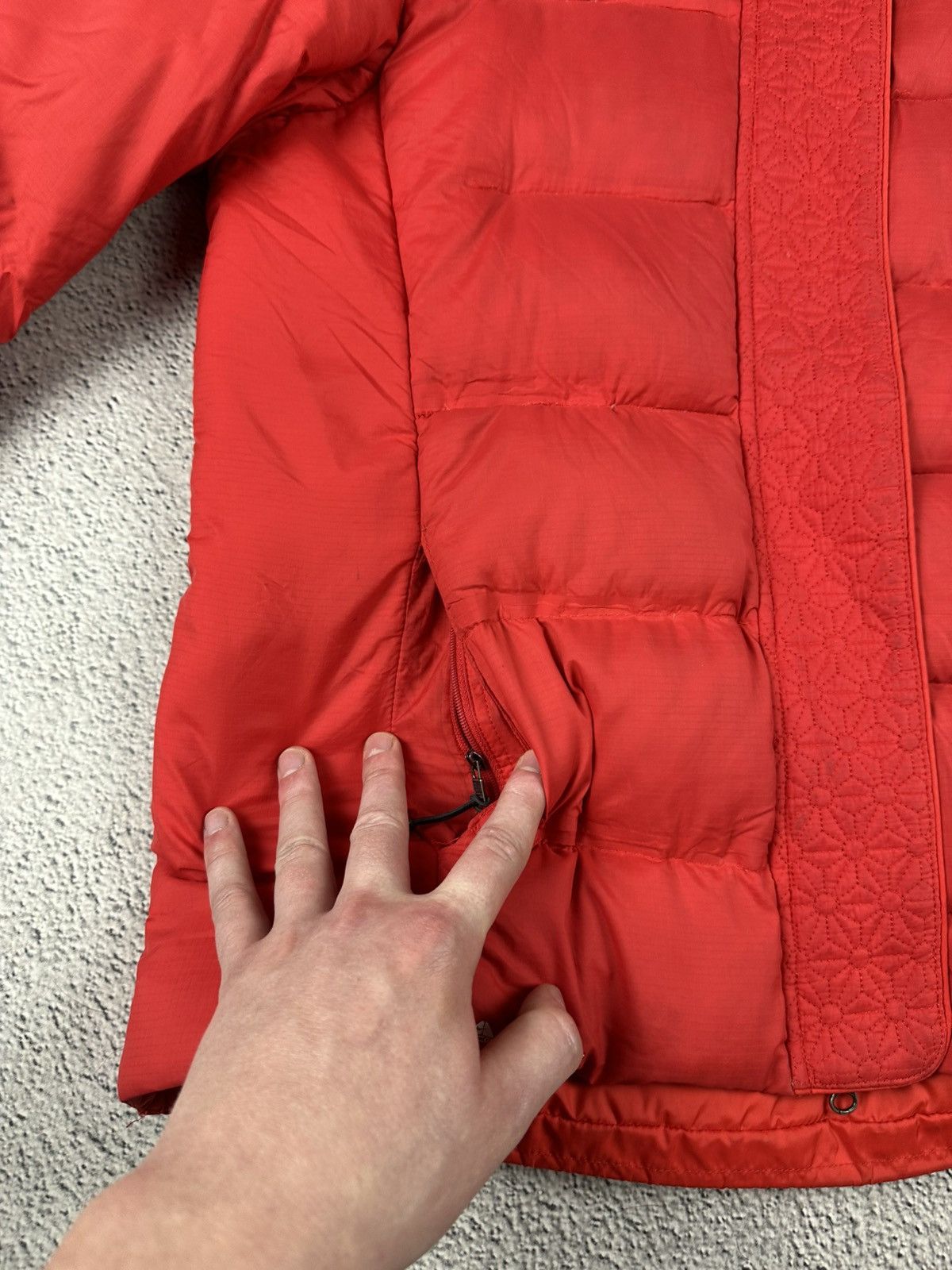 Nike ACG Vintage Nike ACG Down Puffer Jacket Washed Y2K Fur Fuzzy Size S / US 4 / IT 40 - 11 Thumbnail