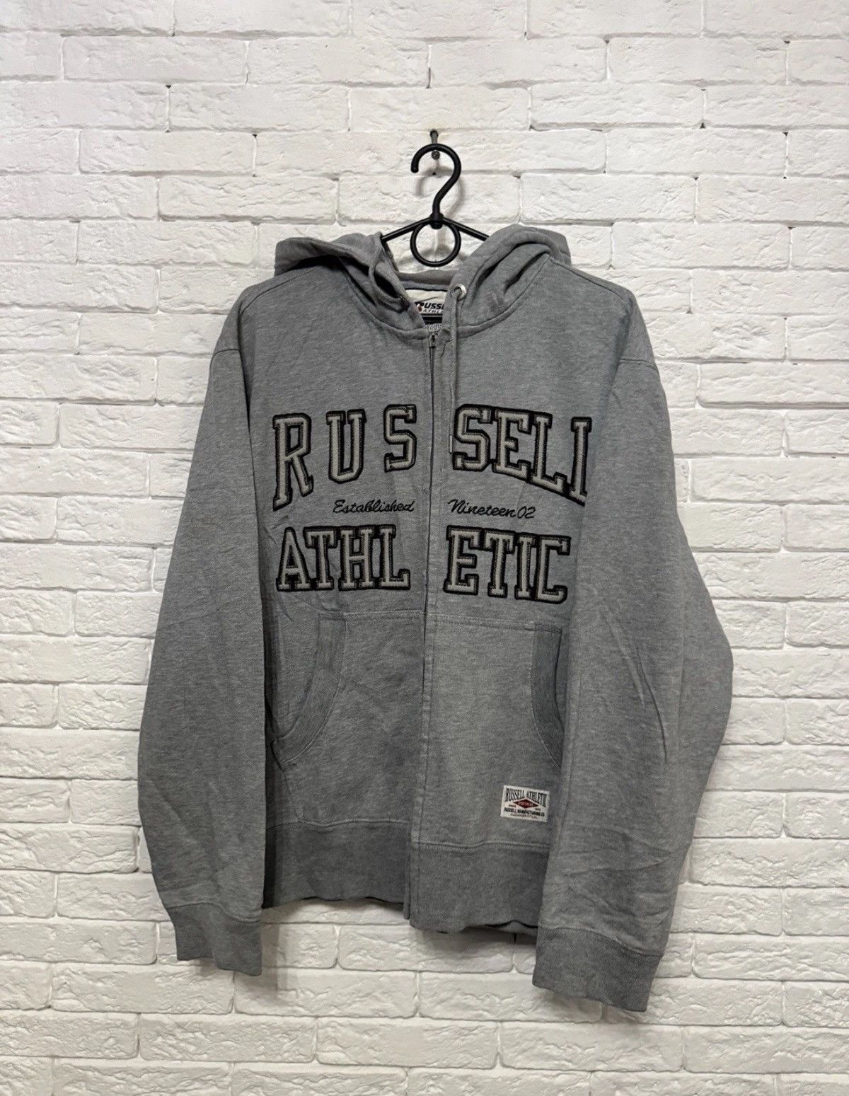 Russell Athletic Vintage Russell Athletic Zip Up Hoodie Sz XL Size US XL / EU 56 / 4 - 1 Thumbnail