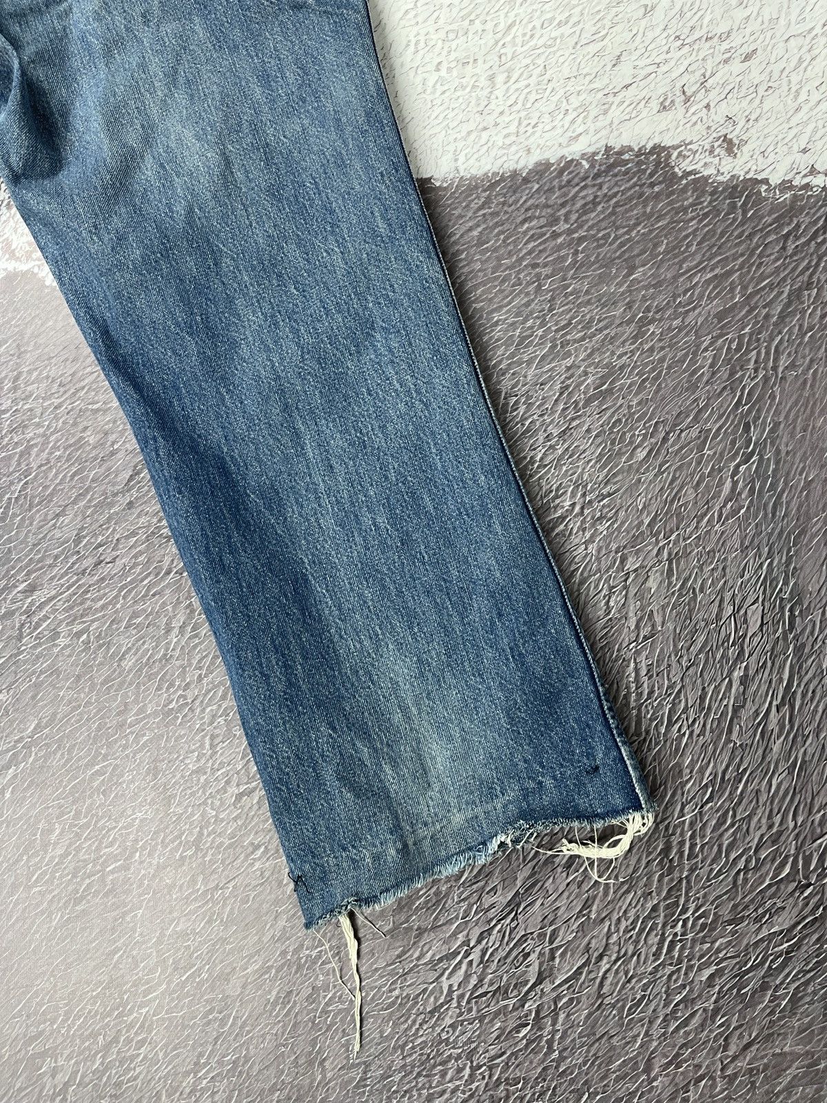 Oscar De La Renta Oscar de la Renta vintage distressed cropped denim jeans Size US 36 / EU 52 - 18 Thumbnail