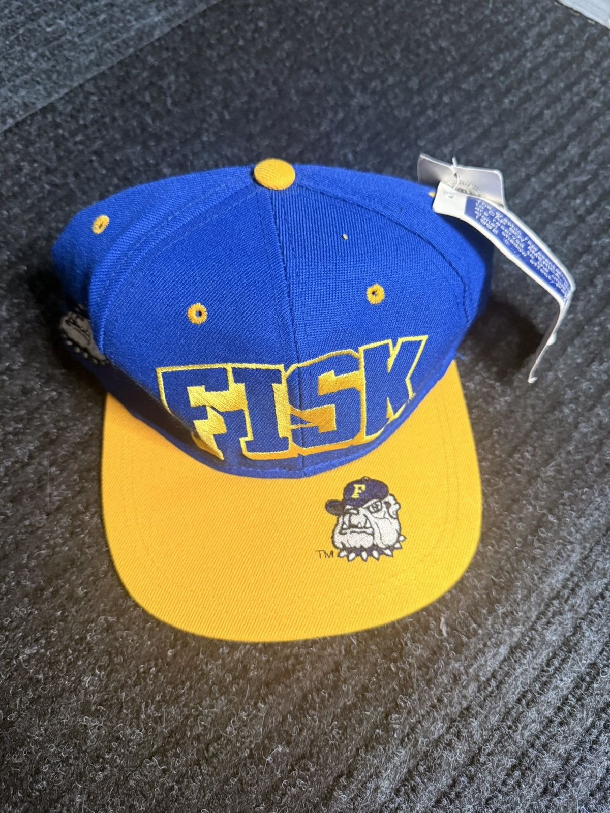 Other Vintage fisk bulldogs cap boy snapback hat Size ONE SIZE - 1 Thumbnail