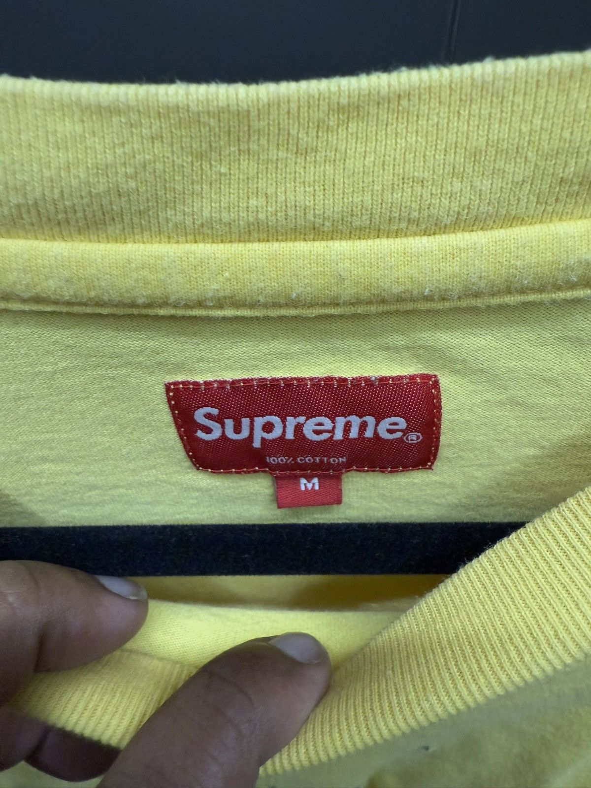 Supreme Supreme Embroidered Script Logo T-Shirt Yellow Size US M / EU 48-50 / 2 - 2 Thumbnail