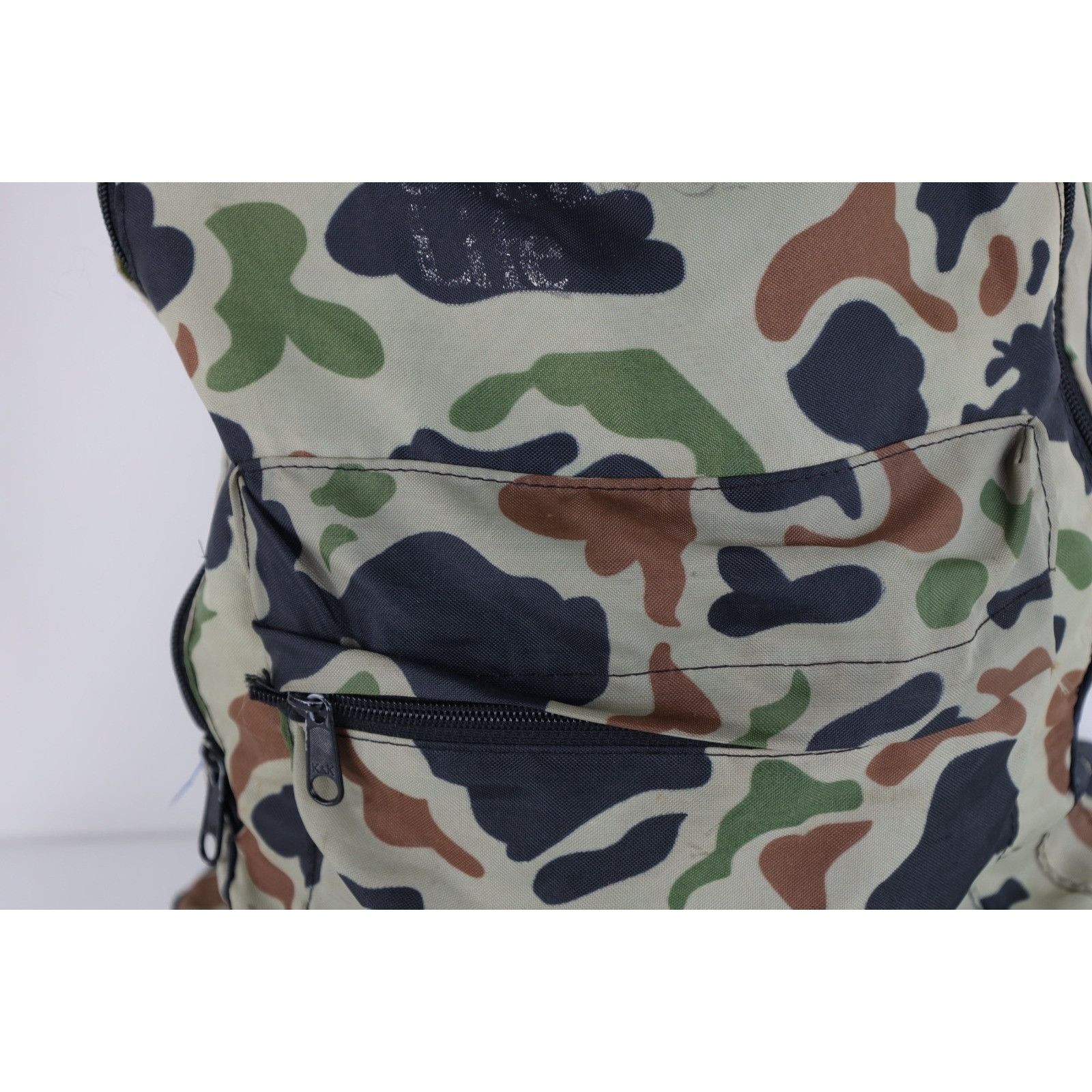 Vintage Vintage 80s 90s Streetwear Distressed Camouflage Backpack Size ONE SIZE - 3 Thumbnail