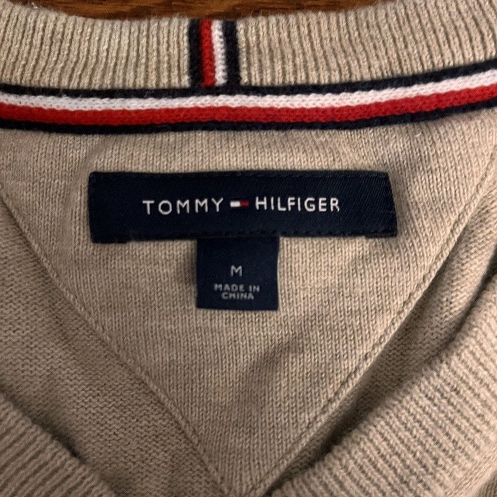 Tommy Hilfiger Knitted v-neck sweater Size US M / EU 48-50 / 2 - 4 Thumbnail