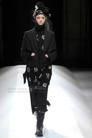 Yohji Yamamoto Yohji Yamamoto 07FW LV Parody Sweater. Size M / US 6-8 / IT 42-44 - 7 Thumbnail