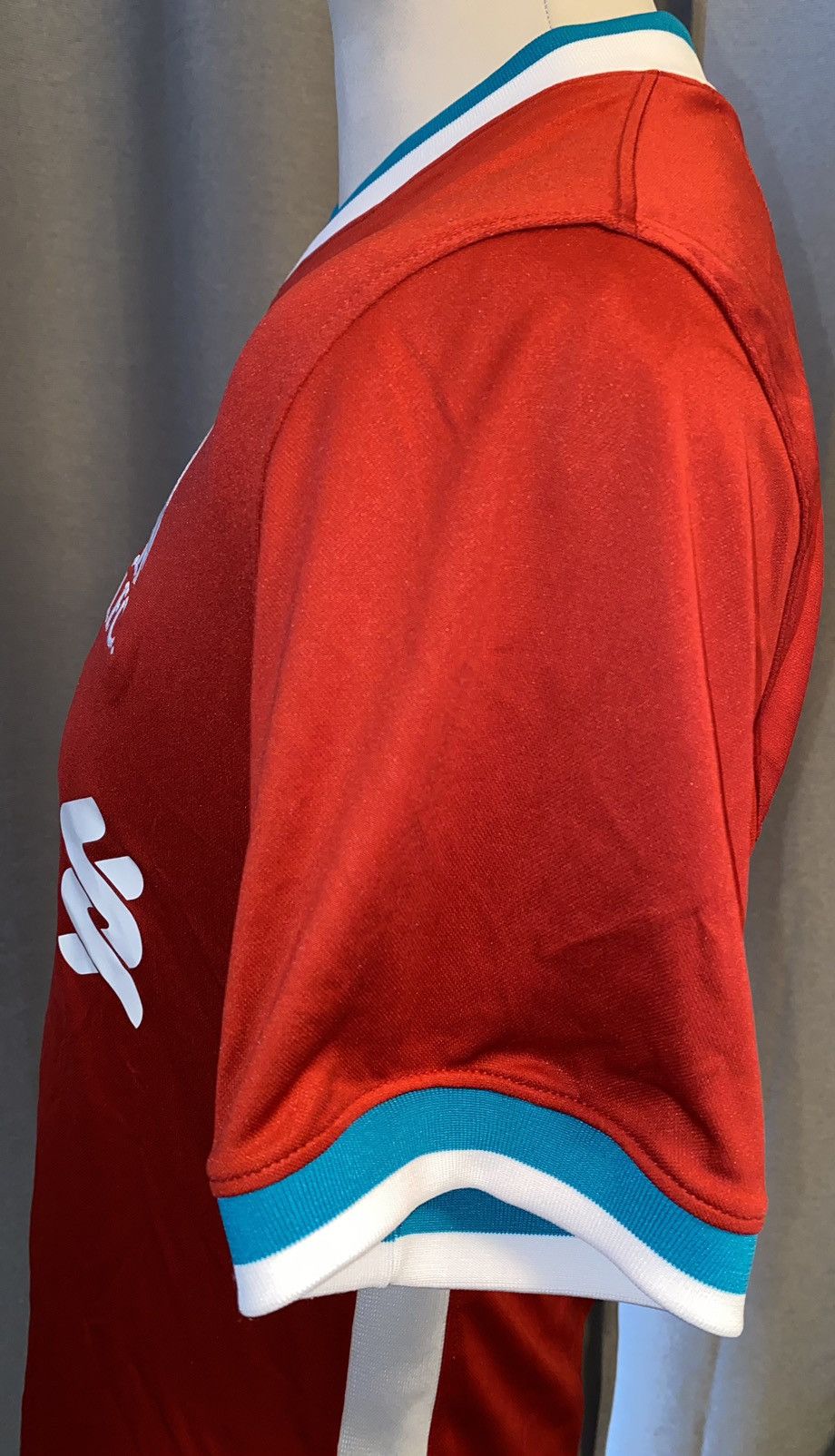 Nike Liverpool FC Home Shirt 20/21 - Small - Very Good Condition Size US S / EU 44-46 / 1 - 8 Thumbnail
