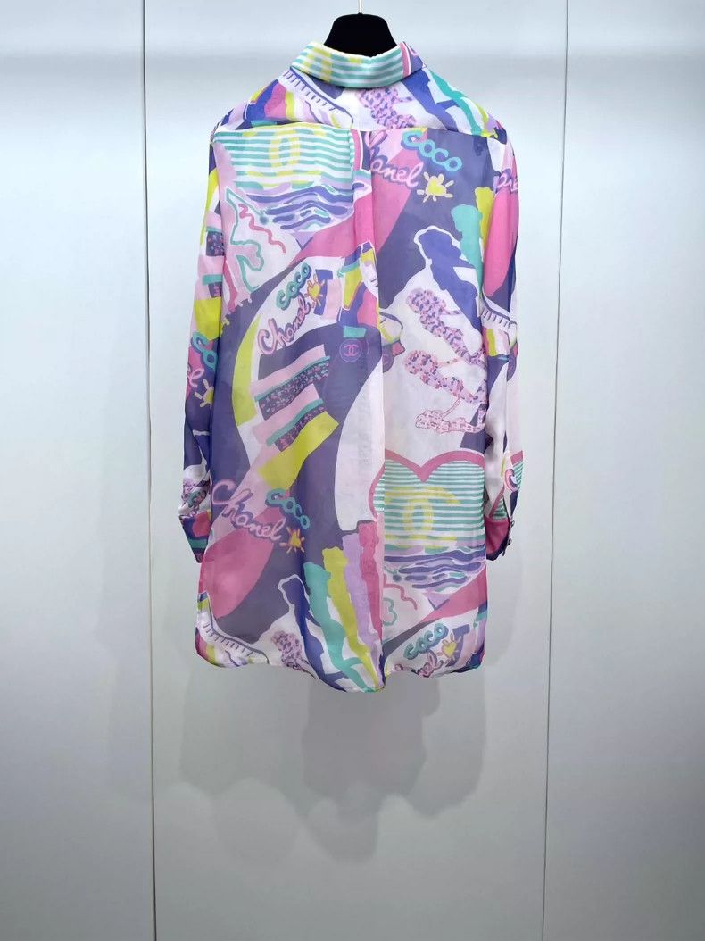 Chanel Chanel 24C color printed holiday-style silk shirt 2504-Next Size XXS / US 00 / IT 34 - 3 Thumbnail