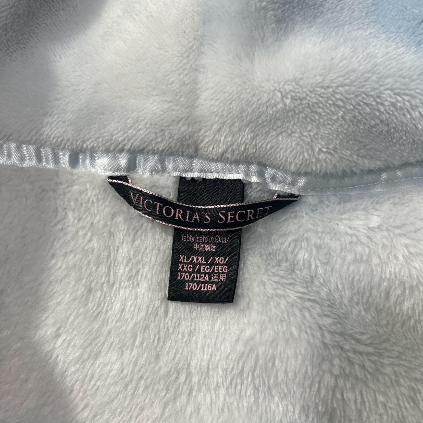 Victoria's Secret Victoria’s Secret Robe Bel ted Pockets Tie Dye Blue XL-XXL Women Kimono Soft Plush Belted Spa Relaxation Linen? Size ONE SIZE - 5 Thumbnail