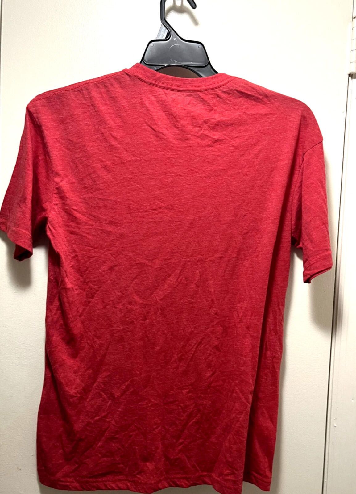 Other Red “I’m with the” Georgia Bulldogs Womens Medium Adult Tee Size ONE SIZE - 3 Thumbnail