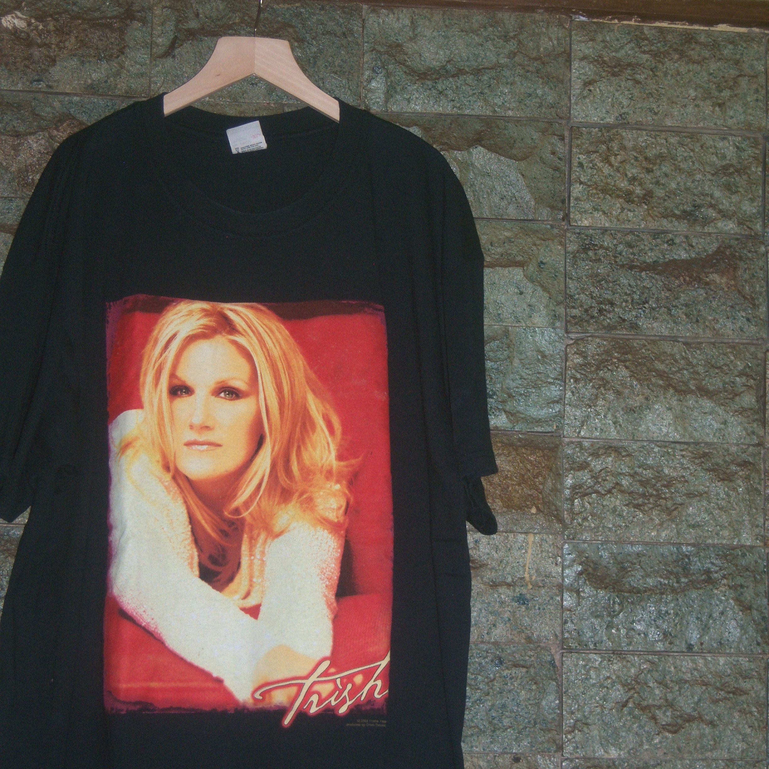 Anvil × Band Tees × Vintage 2002 Trisha Yearwood On Tour Vintage Size US XL / EU 56 / 4 - 1 Thumbnail