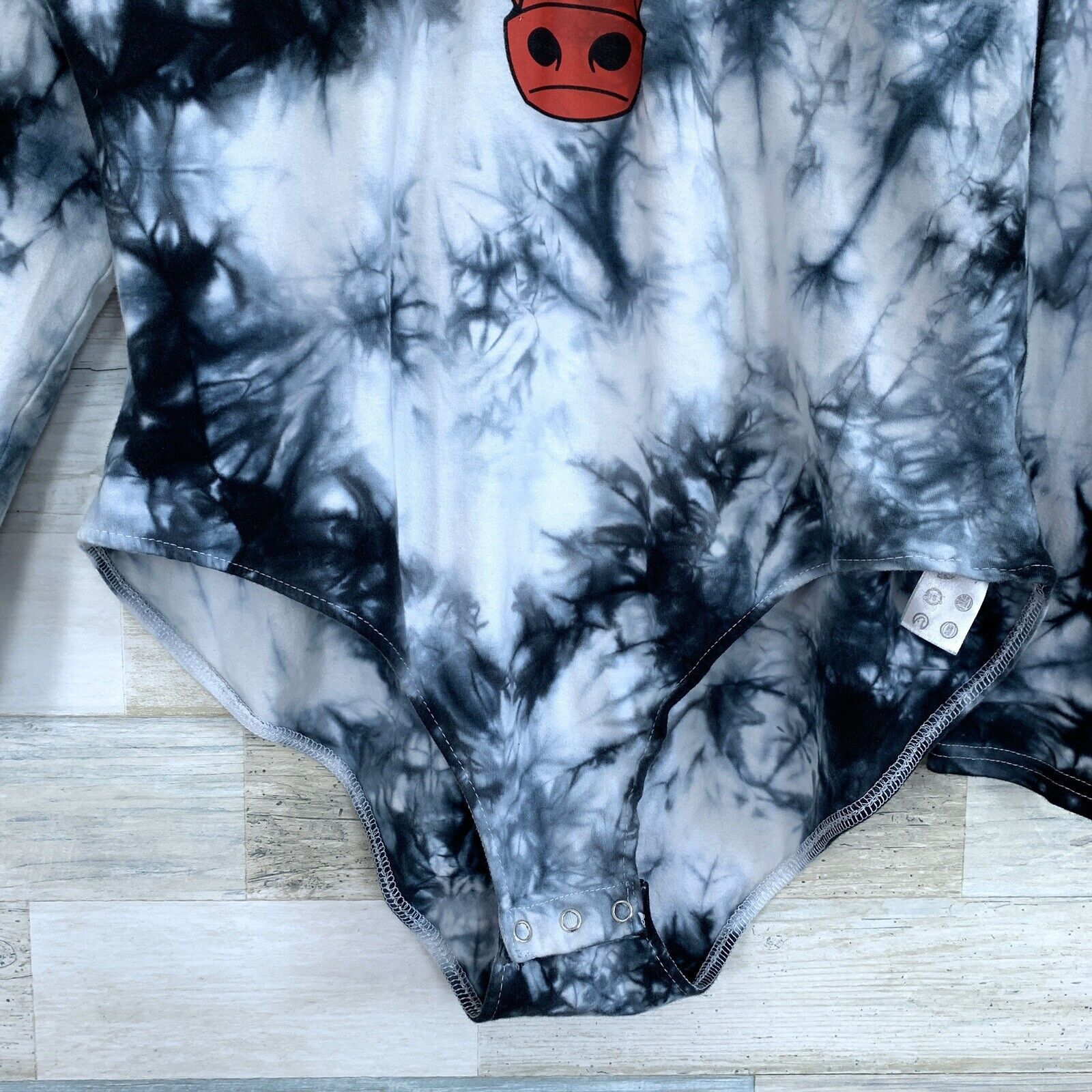 NBA NBA Chicago Bulls Tie Dye Bodysuit V Neck Black Gray Red 2X Size XXL / US 16-18 / IT 52-54 - 5 Thumbnail
