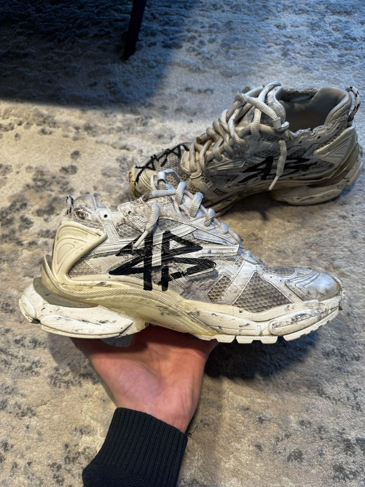 Balenciaga Balenciaga Runner Graffiti Size US 11 / EU 44 - 2 Thumbnail