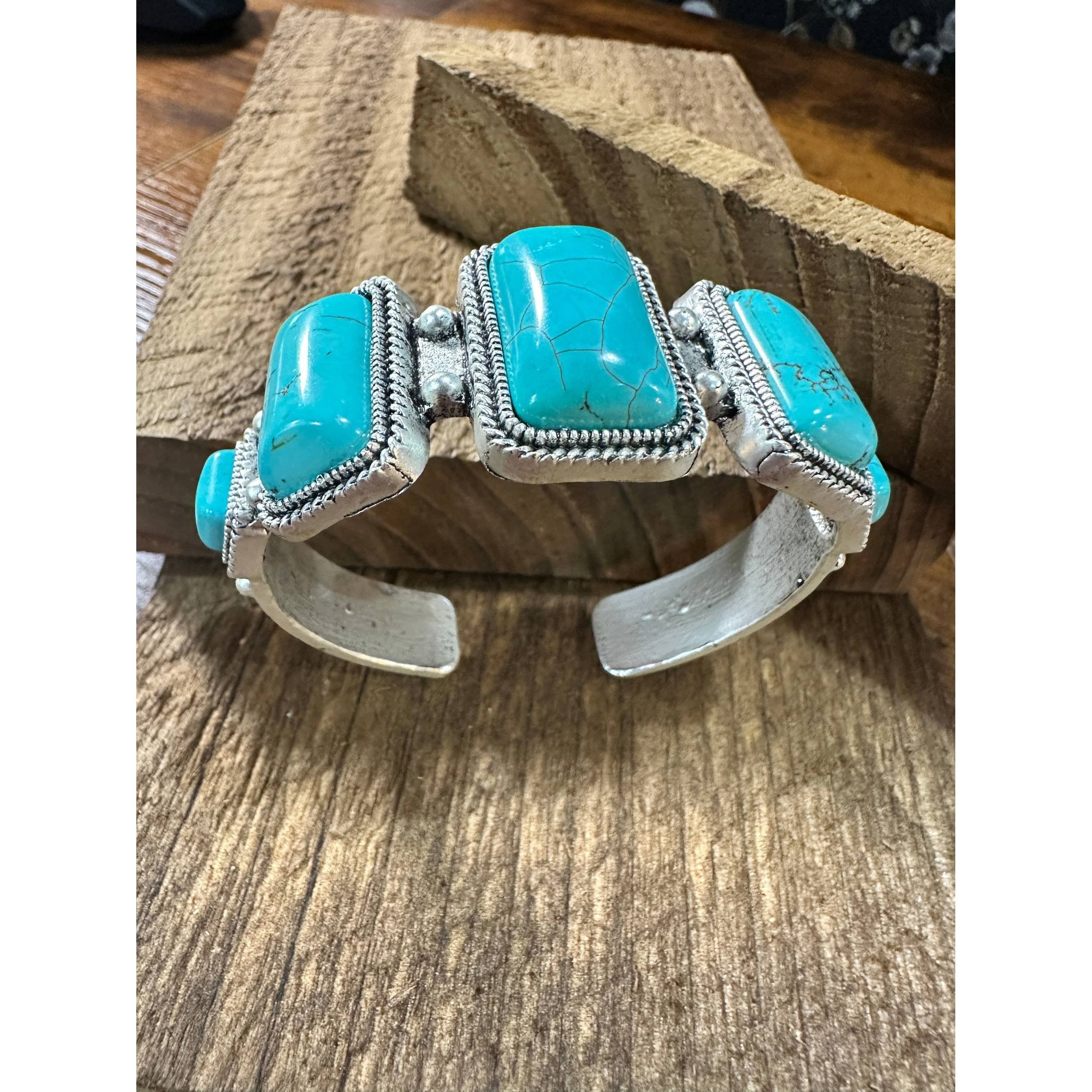Other Turquoise Cuff Bracelet - Elegant Navajo Design, Boho Southw Size ONE SIZE - 8 Thumbnail