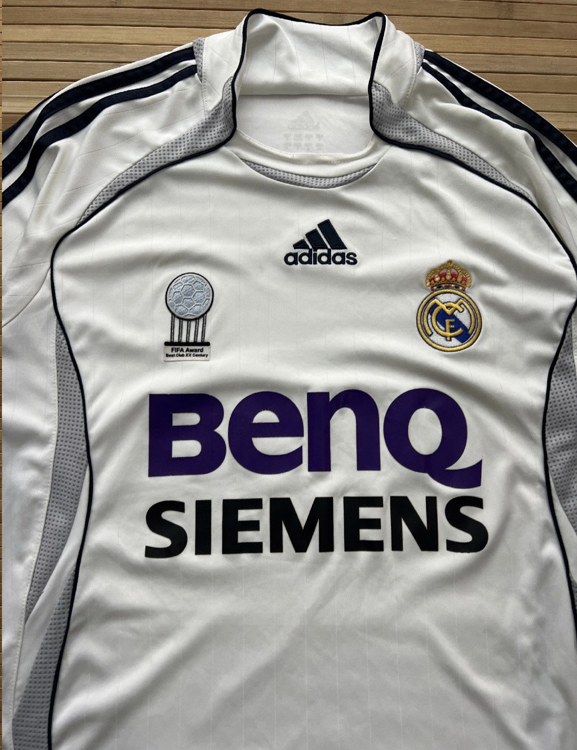 Adidas 2006 Real Madrid Home Kit Size US M / EU 48-50 / 2 - 2 Thumbnail