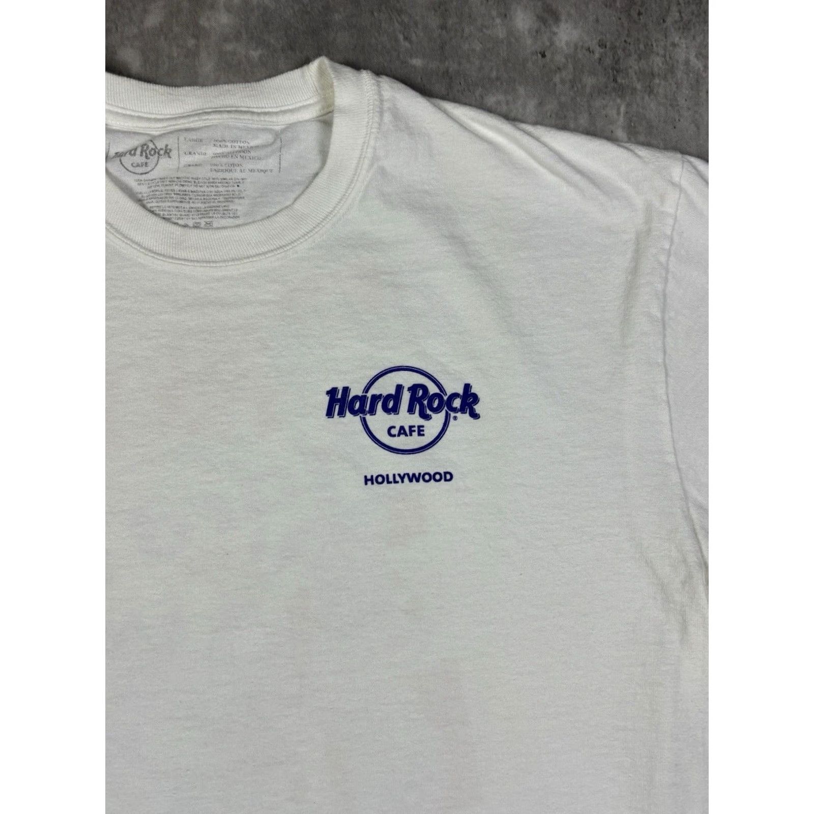 Hard Rock Cafe VINTAGE Hard Rock Cafe T-Shirt Graphic White Crew Neck Short Sleeve L Men 101 Dalmatians Aerosmith Adventure Time Beer 90s Band Size US L / EU 52-54 / 3 - 4 Thumbnail