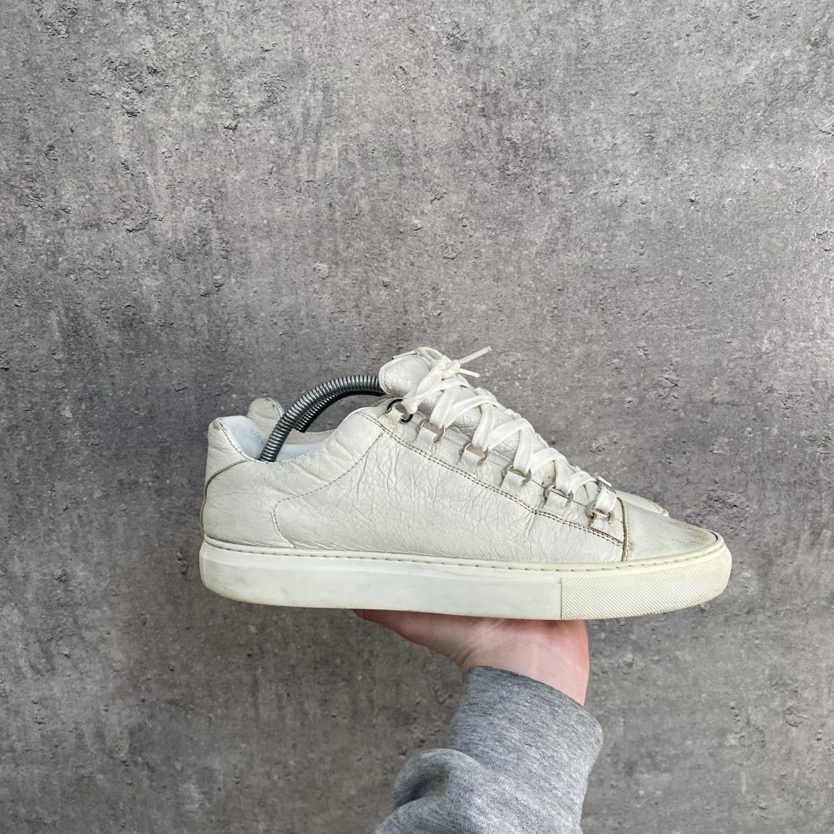 Balenciaga Balenciaga Arena Low White Cracked Leather Sneakers Size US 7 / EU 40 - 3 Thumbnail