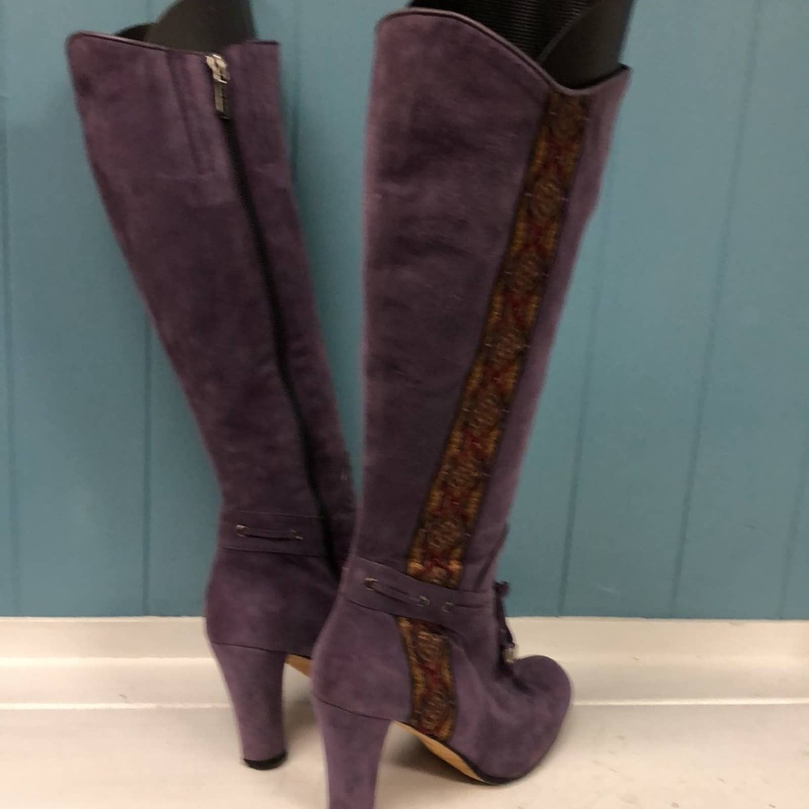 Taryn Rose purple heeled boots women’s size 38 7.5 costume