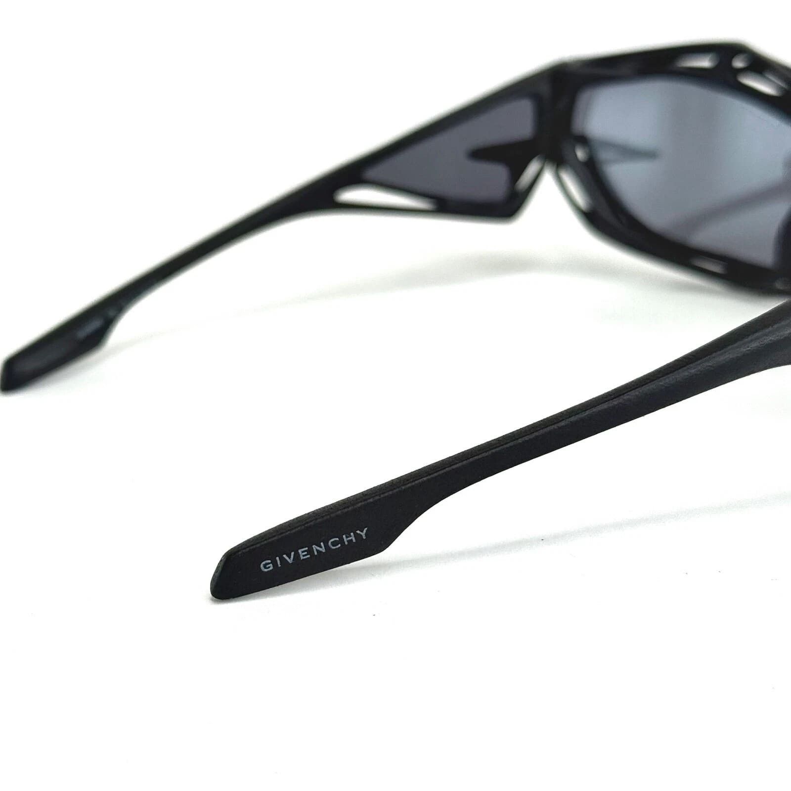 Givenchy GIVENCHY GIV CUT CAGE 40081 Matte Black 3D GV40081I Sunglass Size ONE SIZE - 9 Thumbnail