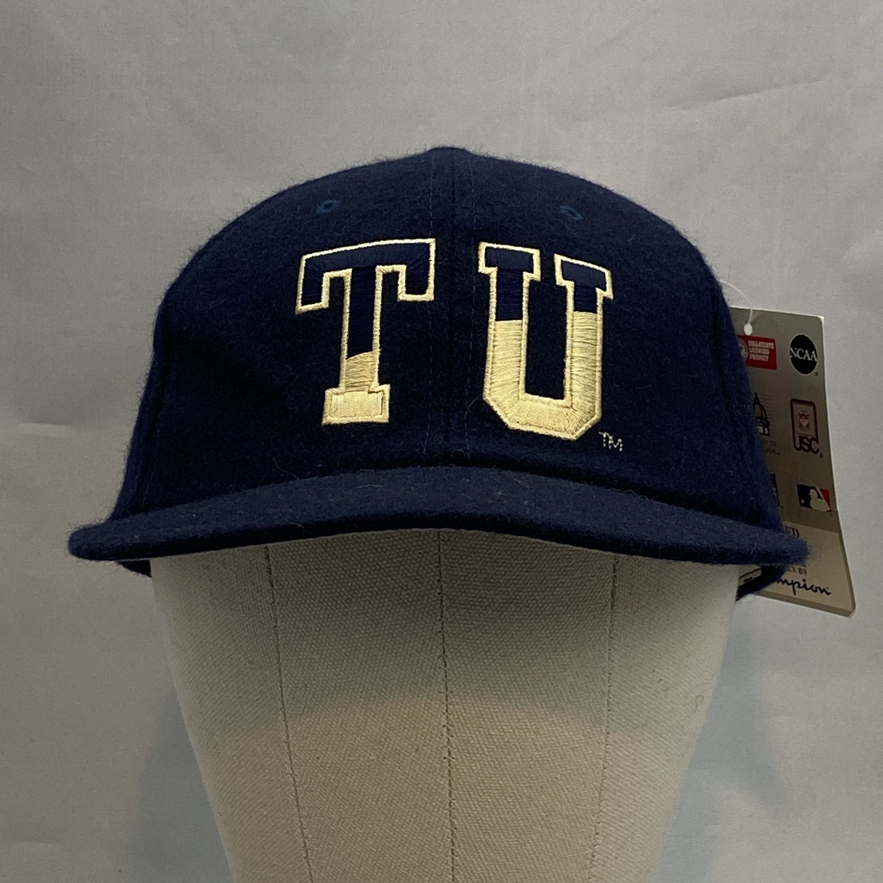 Champion × NCAA × Vintage TU Univ. of Tulsa Baseball Hat Embroidered One-Size Wool Size ONE SIZE - 1 Thumbnail