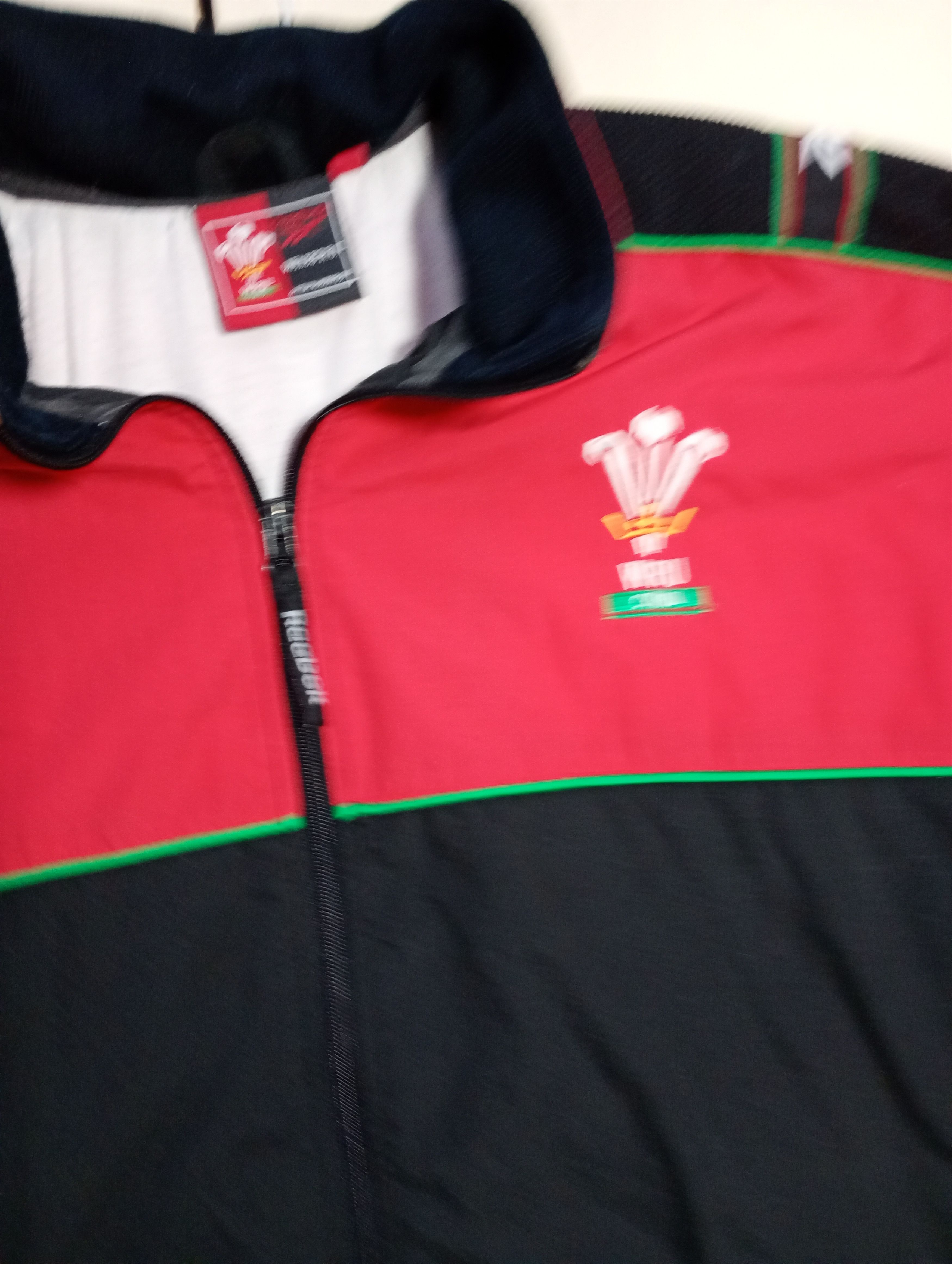Reebok Reebok Wales Rugby Team Track Top Jacket 1998-1999 Size US M / EU 48-50 / 2 - 10 Thumbnail