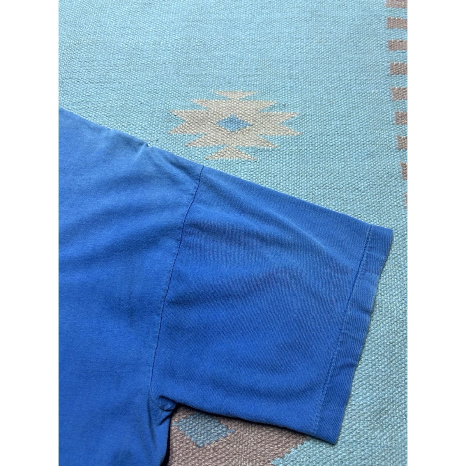 Guess VINTAGE 80s 90s GUESS Jeans embroidered logo single stitch T-Shirt XL Blue Men Mens Shirt Size US XL / EU 56 / 4 - 5 Thumbnail