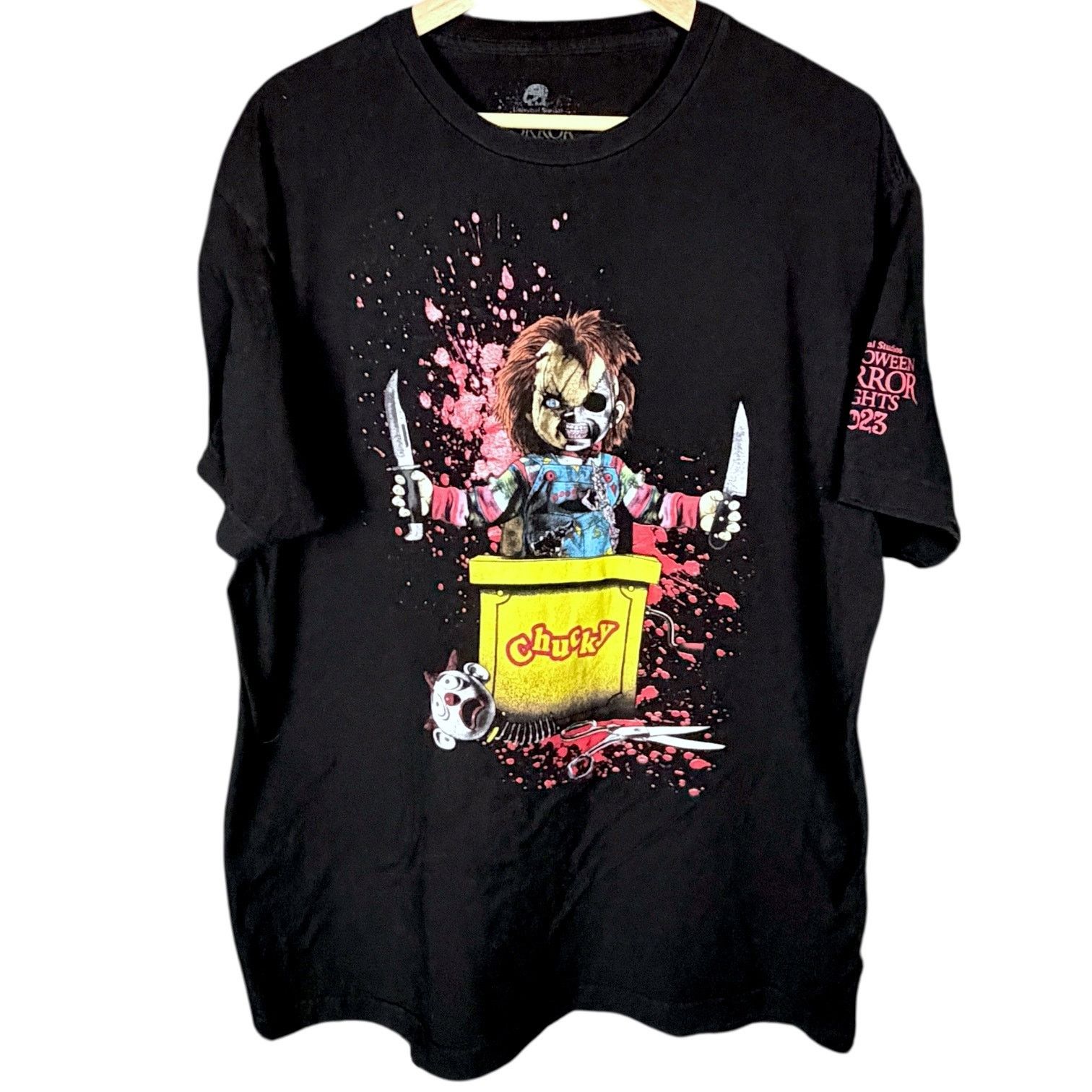 Universal Studios Halloween Horror Nights 2023 Chucky Bloody T-Shirt Men’s XL Size US XL / EU 56 / 4 - 2 Thumbnail