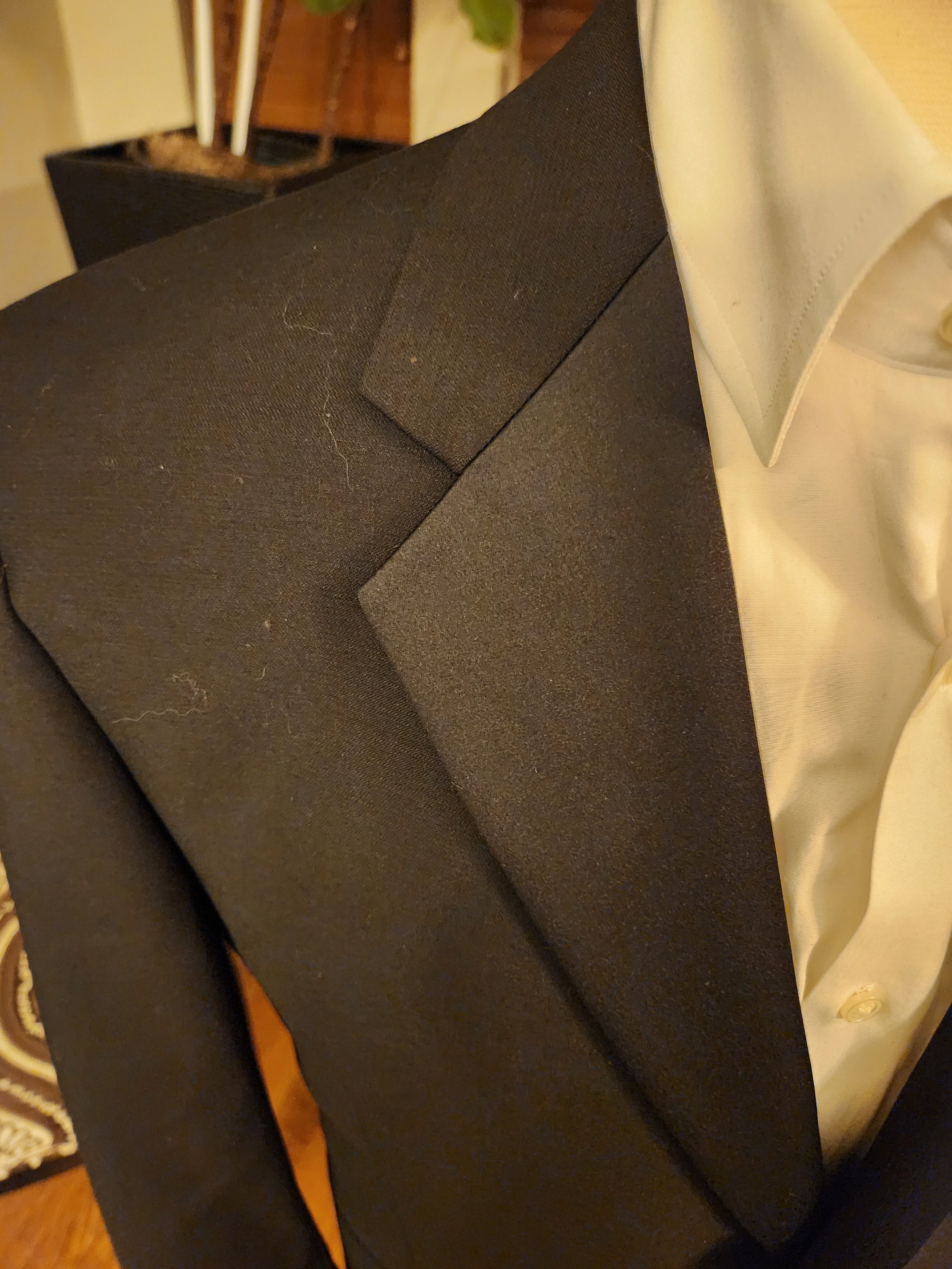 Jos. A. Bank Vintage 100% Wool 3 Button Tuxedo Size 42R - 3 Thumbnail