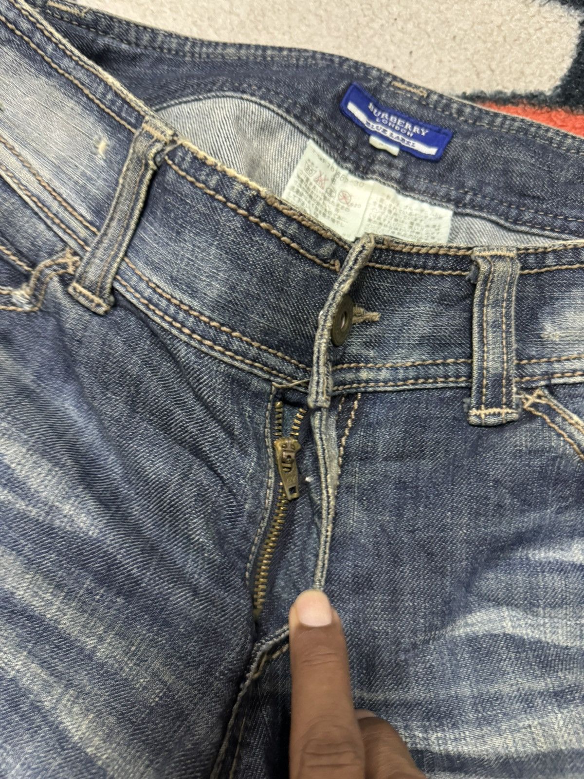 Burberry burberry flare jeans Size US 30 / EU 46 - 4 Thumbnail