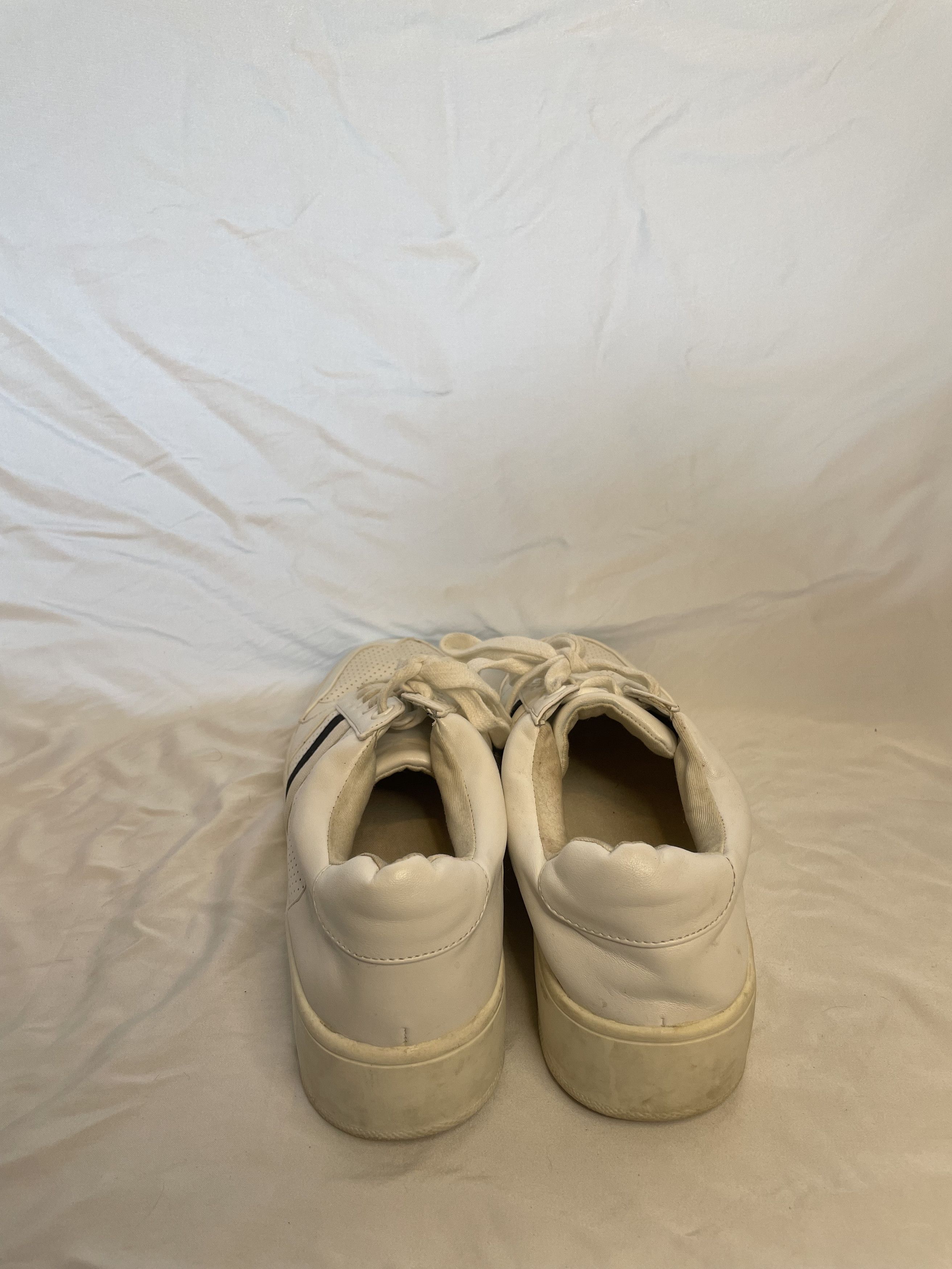 Steve Madden Steve Madden White Sneakers Size US 9 / IT 39 - 3 Thumbnail
