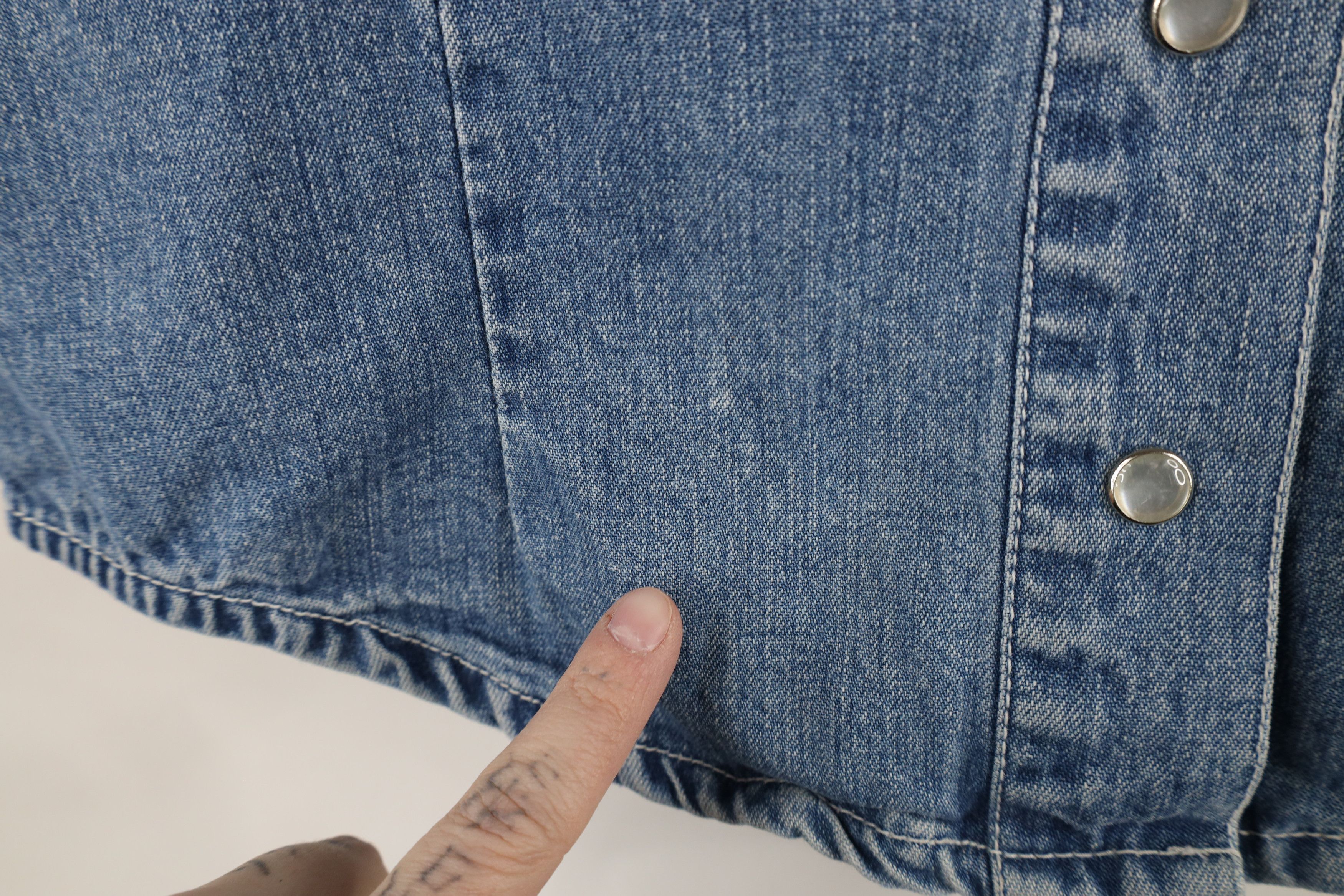 DKNY × Vintage Vintage 90s DKNY Western Denim Jean Sleeveless Button Shirt Size S / US 4 / IT 40 - 5 Thumbnail