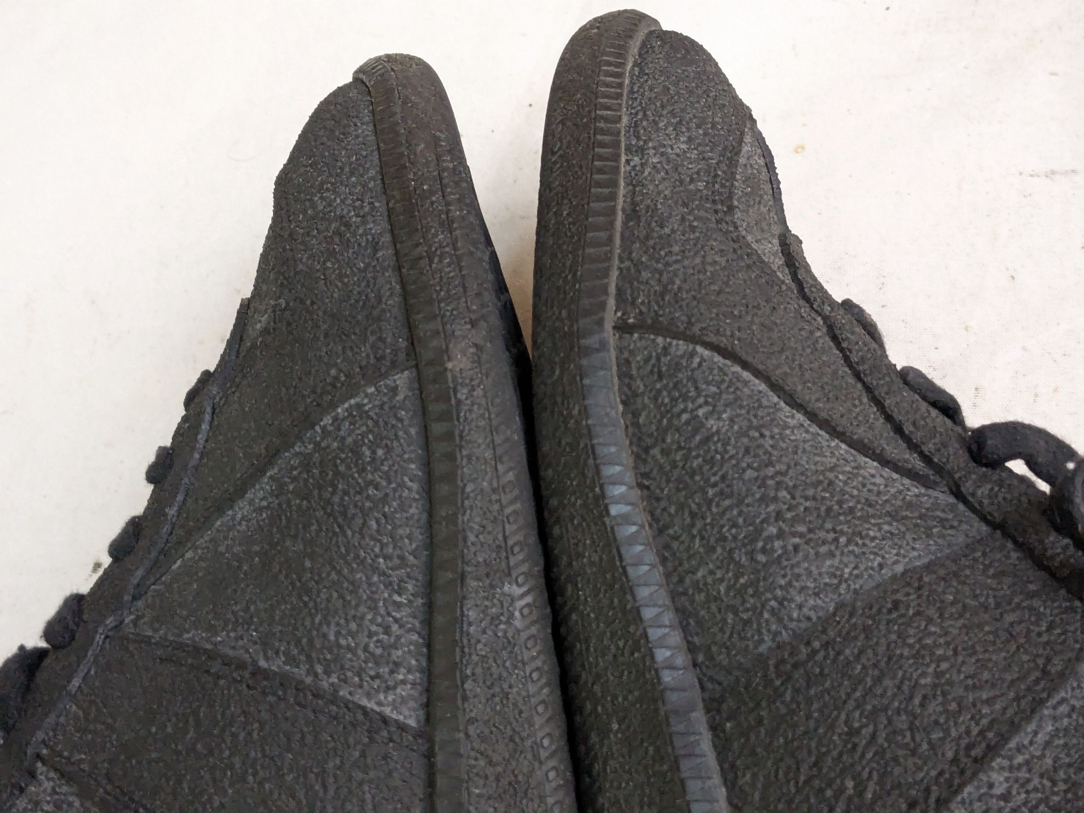 Maison Margiela Maison Margiela Replica GAT Rubberized 9 42 Low Tops Size US 9 / EU 42 - 7 Thumbnail
