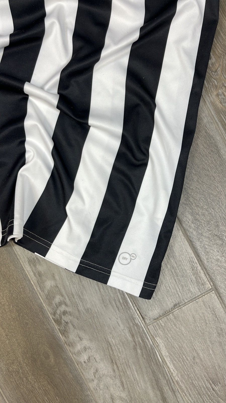 Puma Puma New Castle United Soccer Jersey Home Football Shirt Size US XL / EU 56 / 4 - 6 Thumbnail