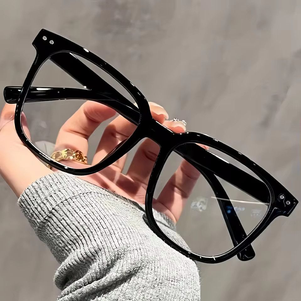 UNIVERSAL PRODUCTS. 3 pairs of universal fashion glasses, square-framed glasses Size ONE SIZE - 5 Thumbnail