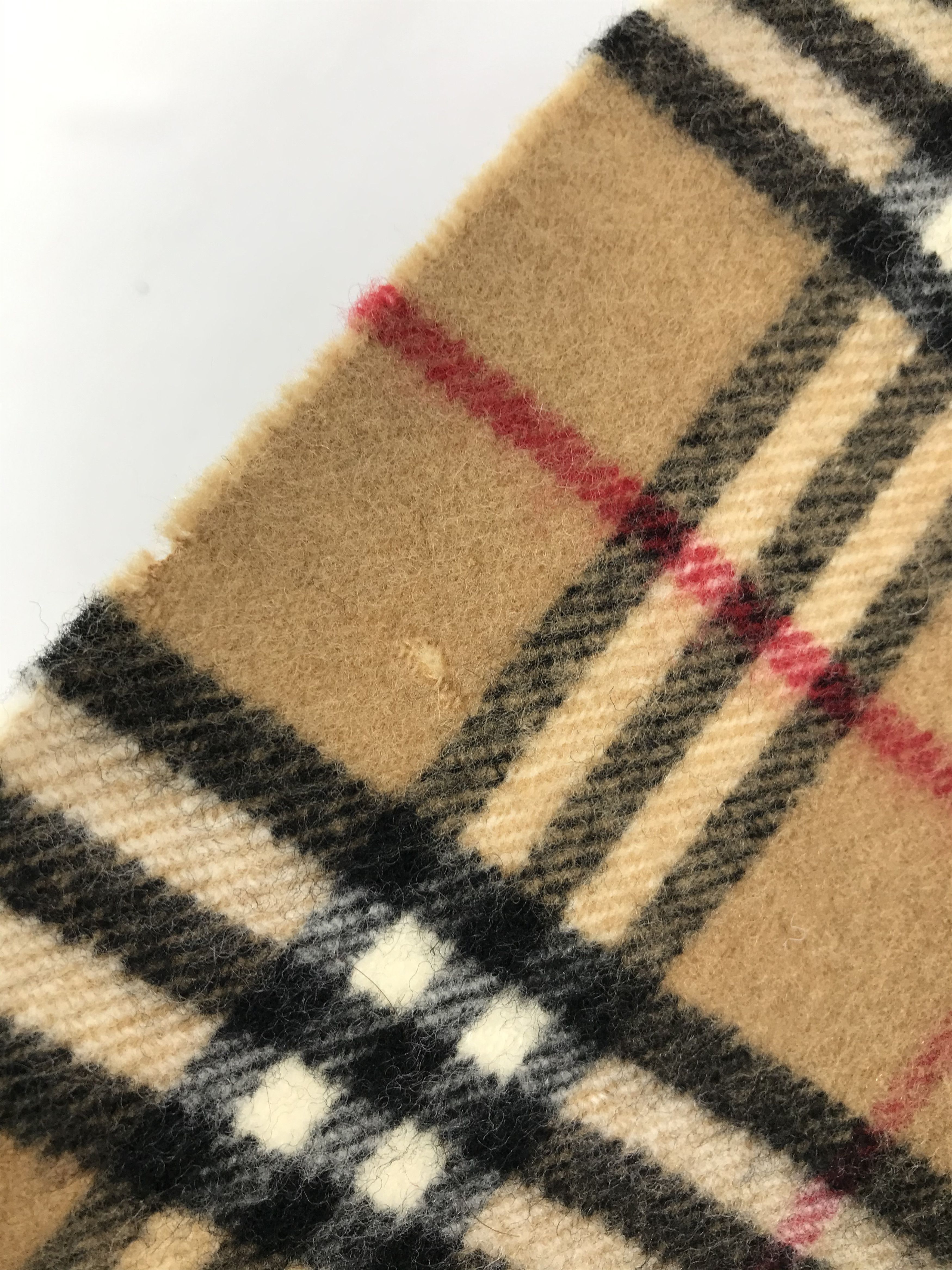 Burberry Vintage Burberry Scarf/Muffler/Neckwear MF1200 Size ONE SIZE - 4 Thumbnail
