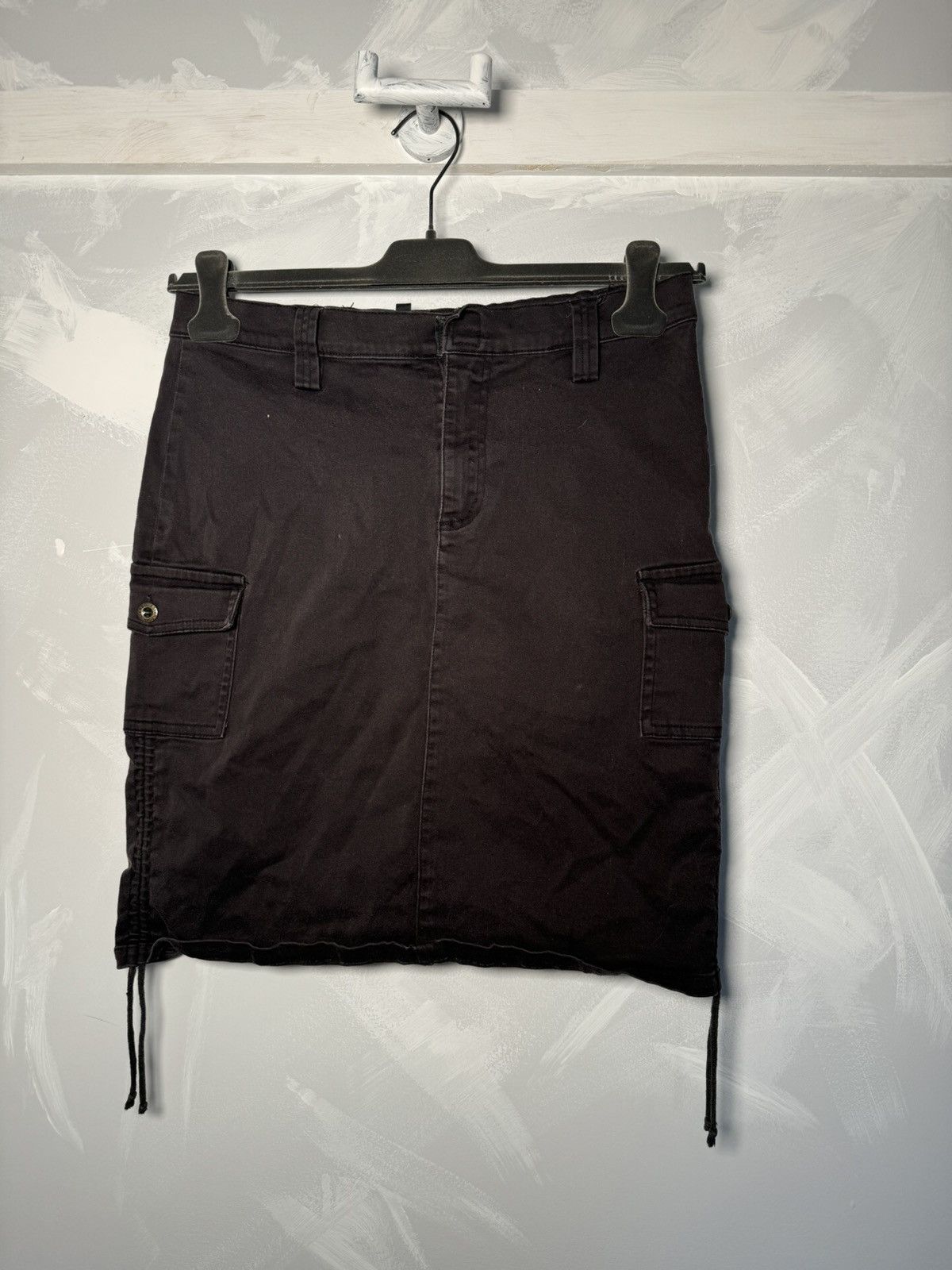 Japanese Brand × Request Jeans Request Black Midi Cargo Skirt Japanese Brand Cords Size 30" / US 8 / IT 44 - 1 Thumbnail