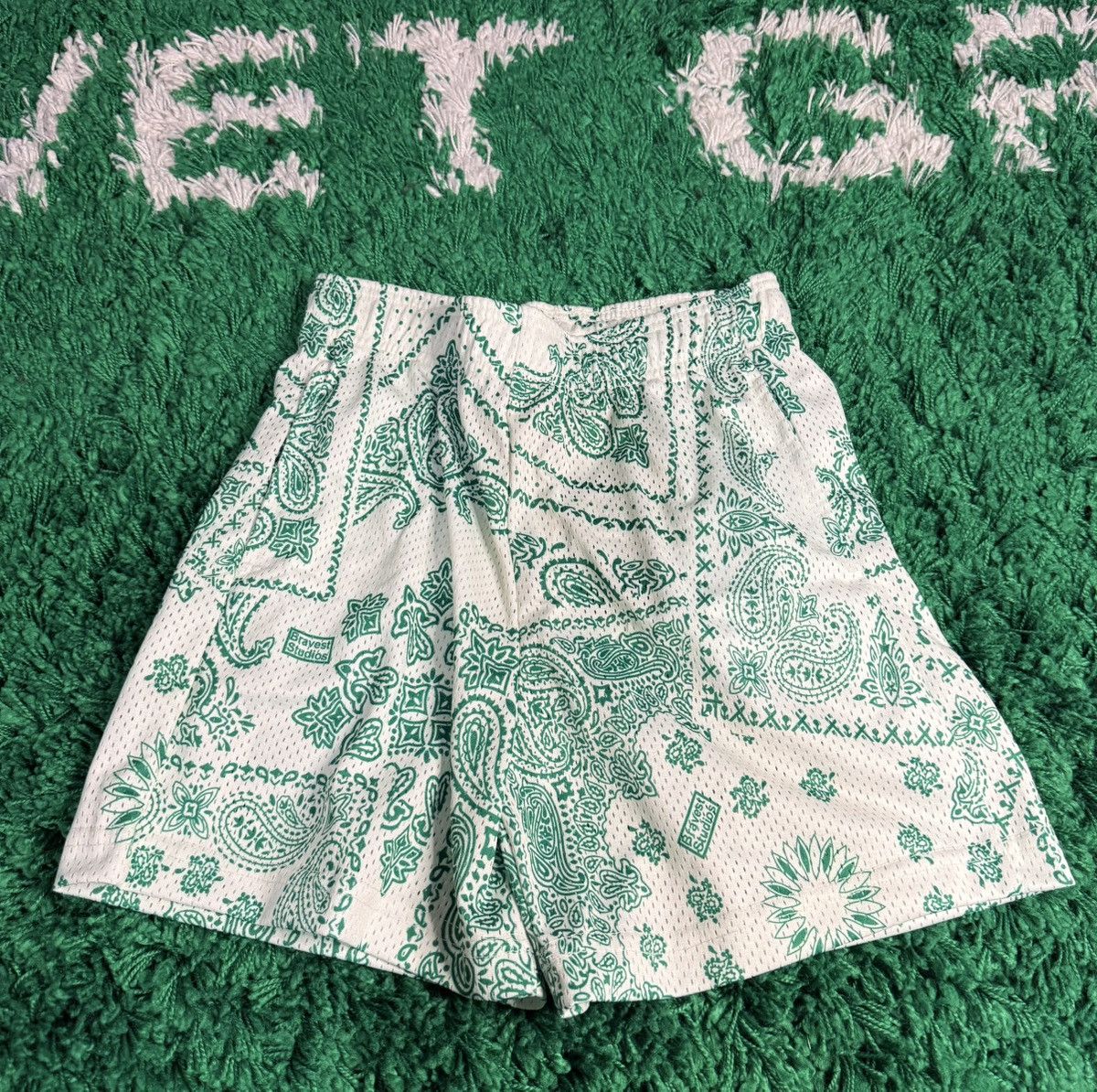 Bravest Studios Bravest Studio White/Green Paisley Size SMALL Size US 30 / EU 46 - 2 Thumbnail