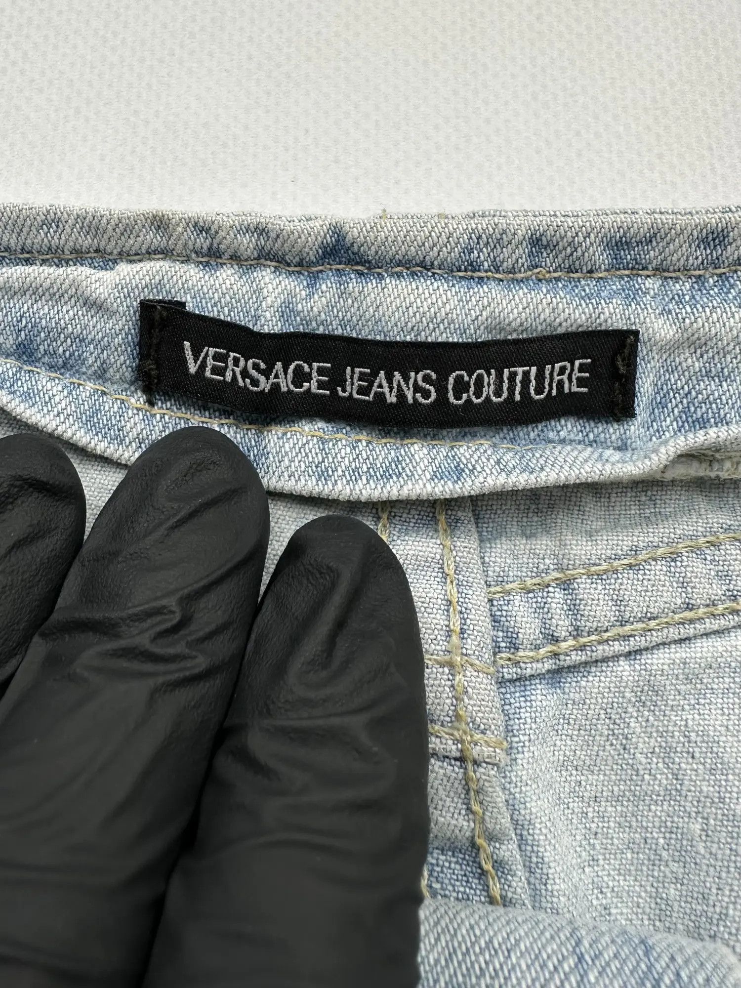 Versace Jeans Couture Versace Jeans Couture Vintage Mini Skirt (B366) Size 26" / US 2 / IT 38 - 5 Thumbnail