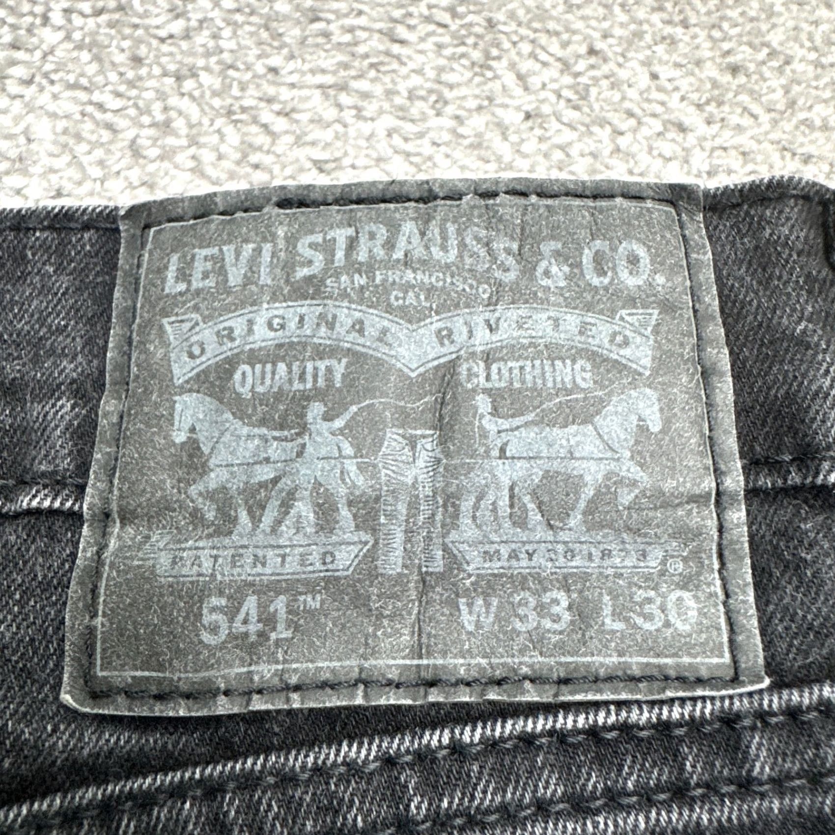 Levi's Levi's 541 Athletic Fit Tapered Denim Jeans Mens 33x30 Black Dark Wash Cotton Jeans Mens Adjustable Button Zip 5-Pocket Design Size US 33 - 3 Thumbnail