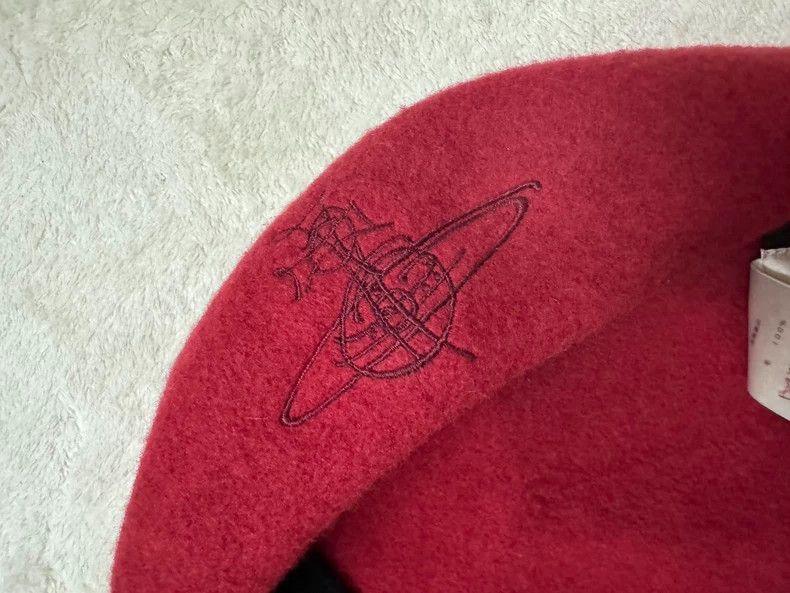Vivienne Westwood Vivienne Westwood The wine-red Saturn biker hat Size ONE SIZE - 2 Thumbnail