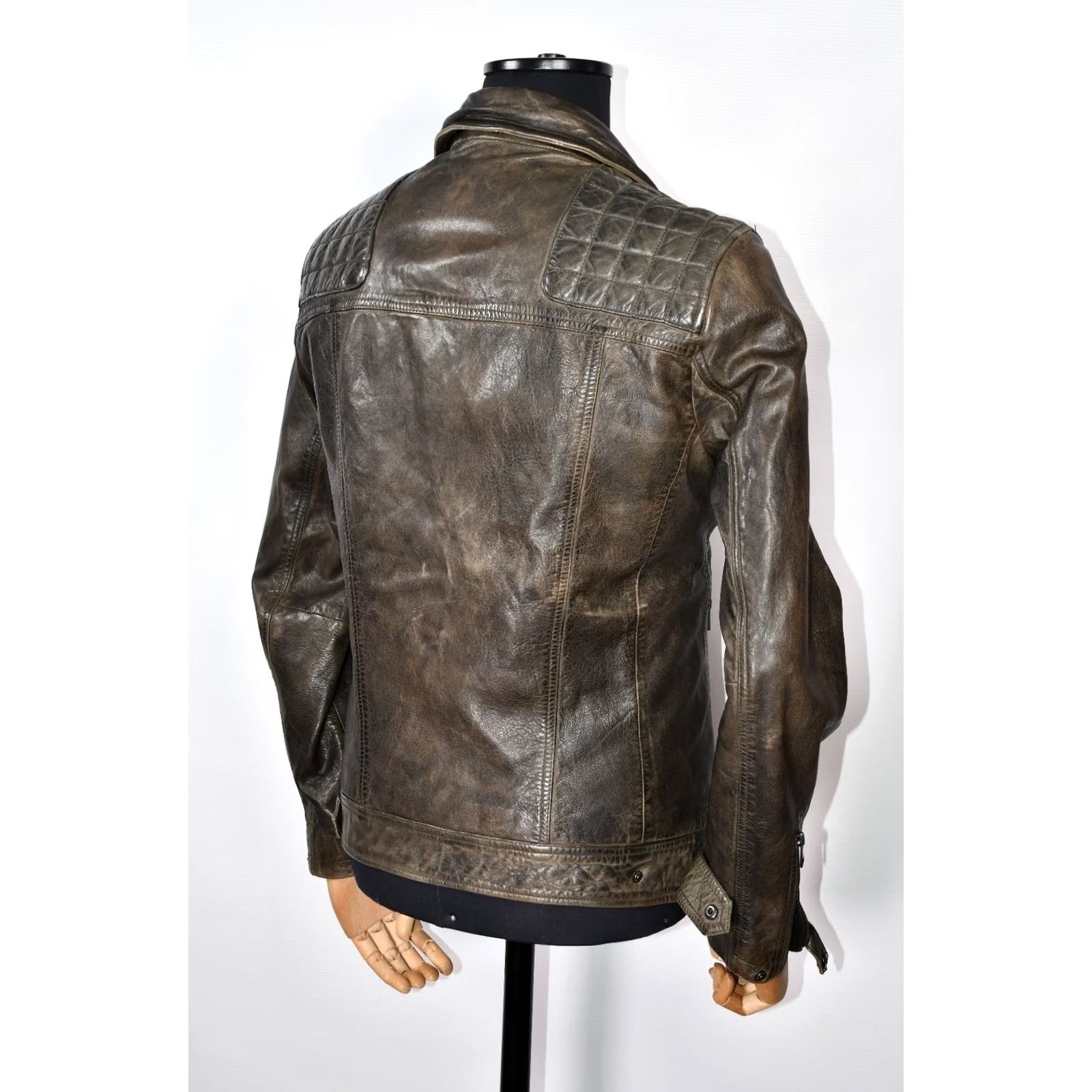 Allsaints AllSaints Conroy Leather Biker Jacket Mens S Brown Leather Jacket Casual Motorcycle Style 100% Leather 62%Viscose 36%Cotton Lining Size US S / EU 44-46 / 1 - 3 Thumbnail