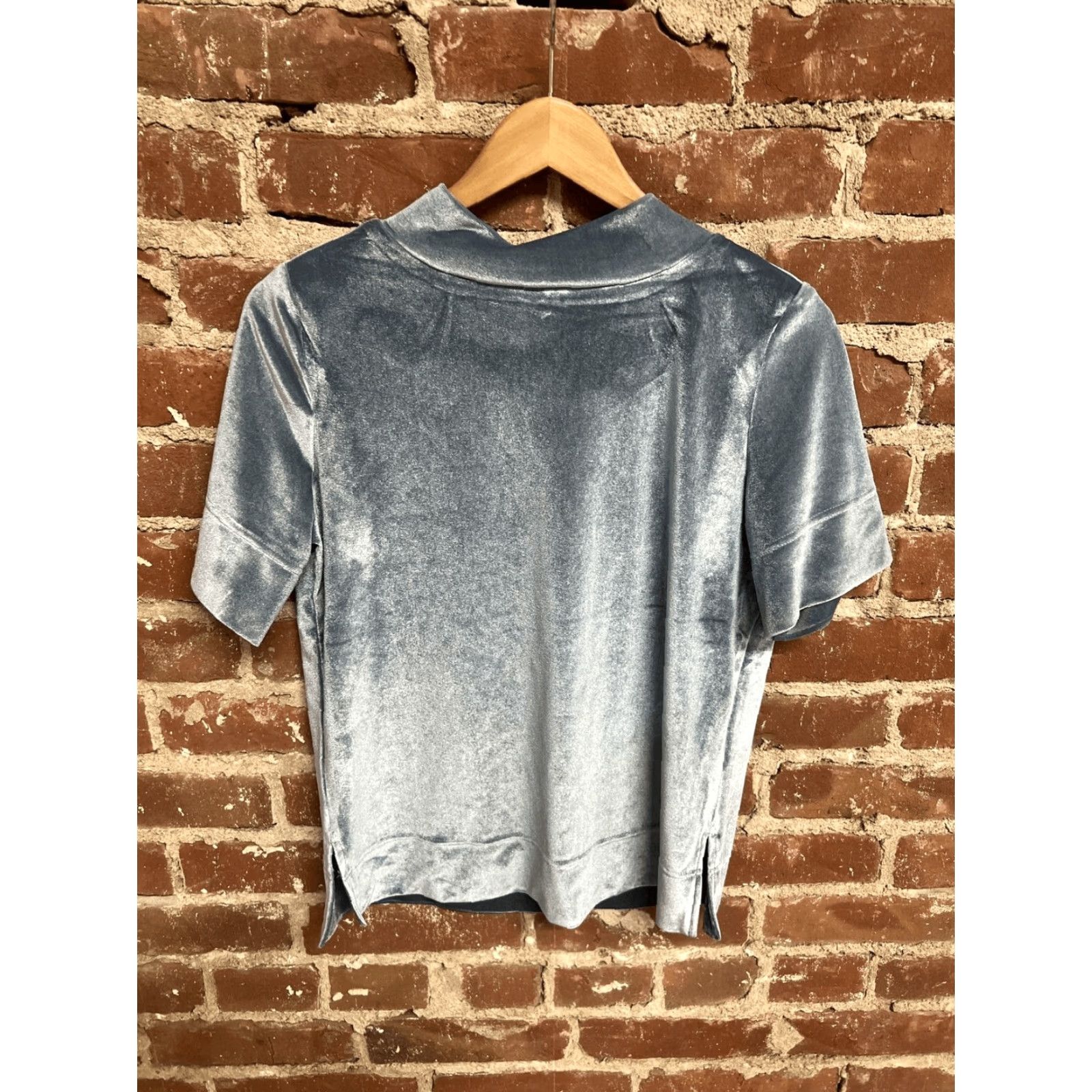 Anthropologie Anthropologie Womens Blue Mock Neck Short Sleeve Top Size Small User: Anthropologie Womens Blue Mock Neck Short Sleeve Top Size Small Size S / US 4 / IT 40 - 2 Thumbnail