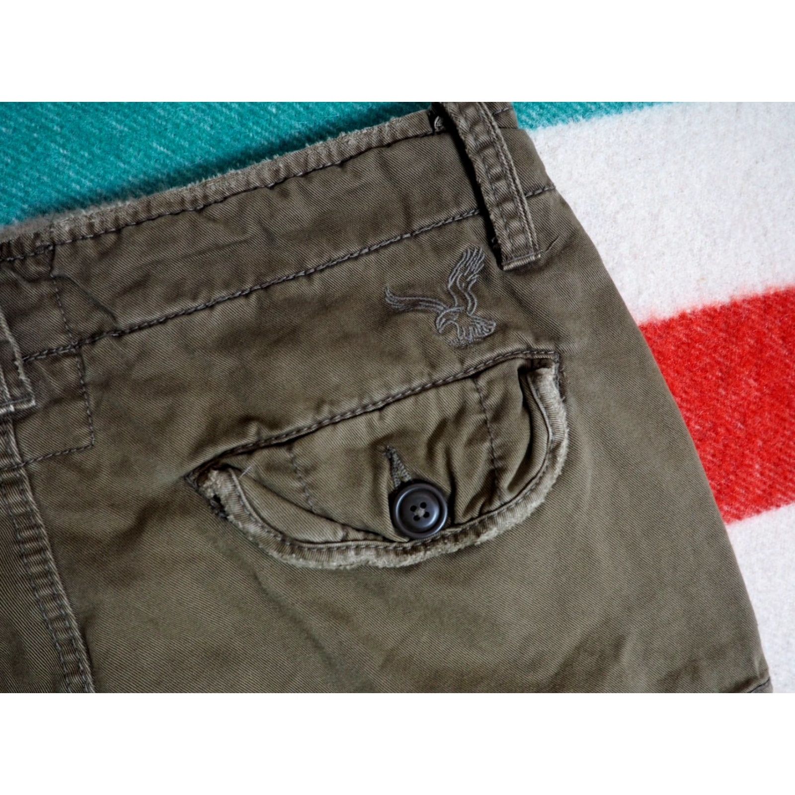 American Eagle Outfitters VTG American Eagle Outfitters AE Khaki Baggy 32W 32" Cargo Shorts Mens Size US 32 / EU 48 - 7 Thumbnail