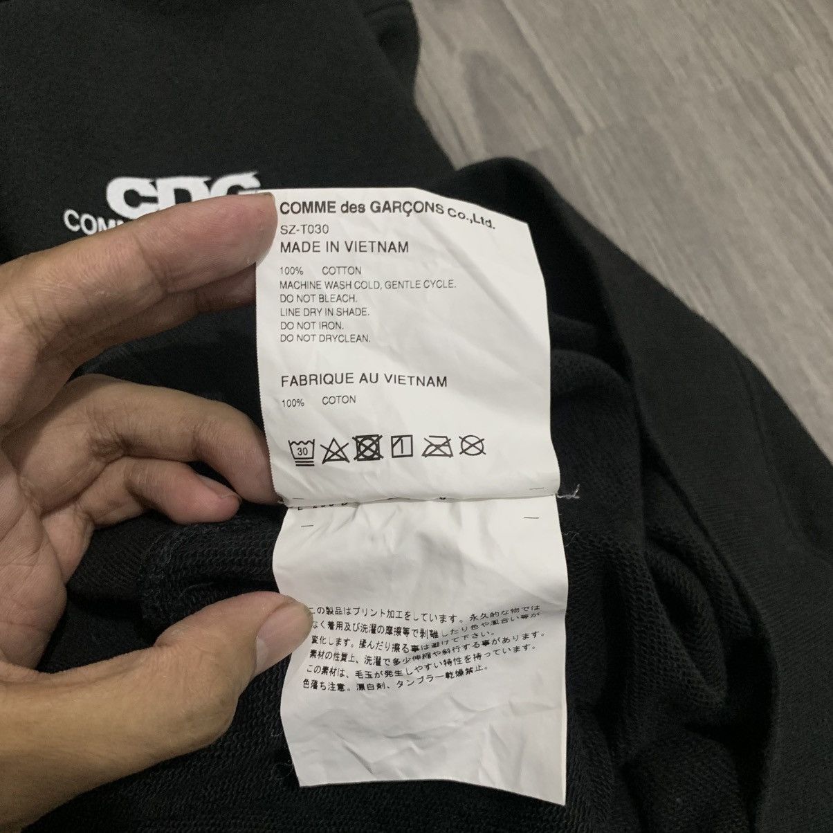 Comme des Garcons cdg comm e des garcons 2023aw logo hoodie Size US S / EU 44-46 / 1 - 9 Thumbnail