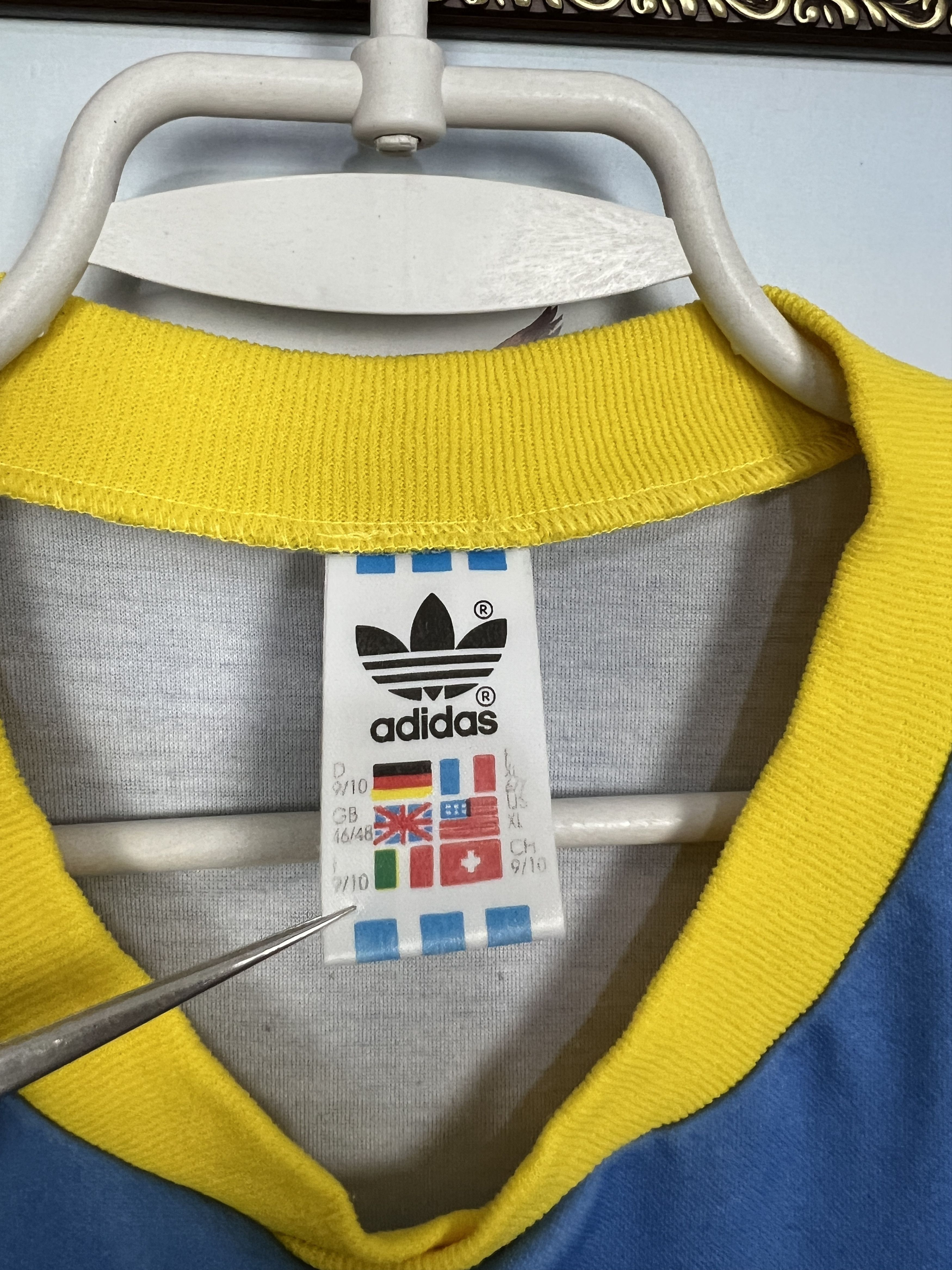Adidas Vintage 90's Adidas Football Template Shirt Jersey Trikot Size US XL / EU 56 / 4 - 5 Thumbnail