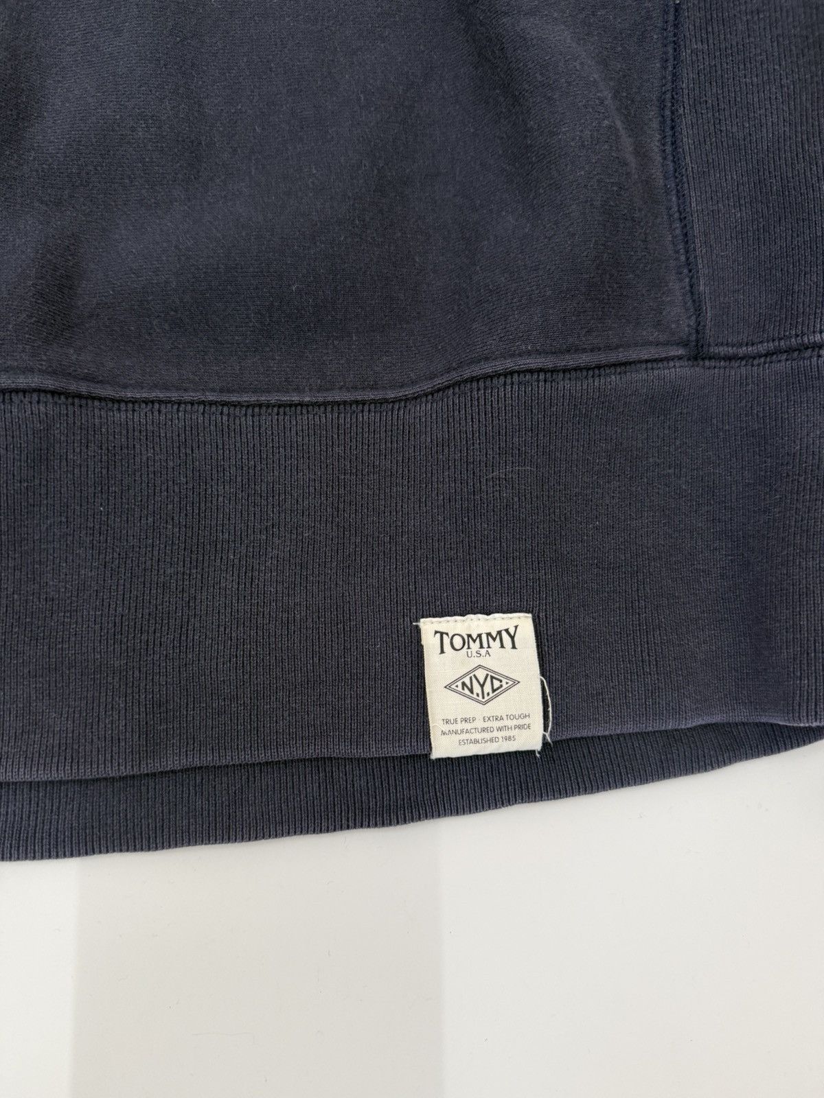 Tommy Jeans ⚡️TOMMY HILFIGER NEW YORK CITY COLLEGE LOGO STREETWEAR SWEAT Size US M / EU 48-50 / 2 - 6 Thumbnail