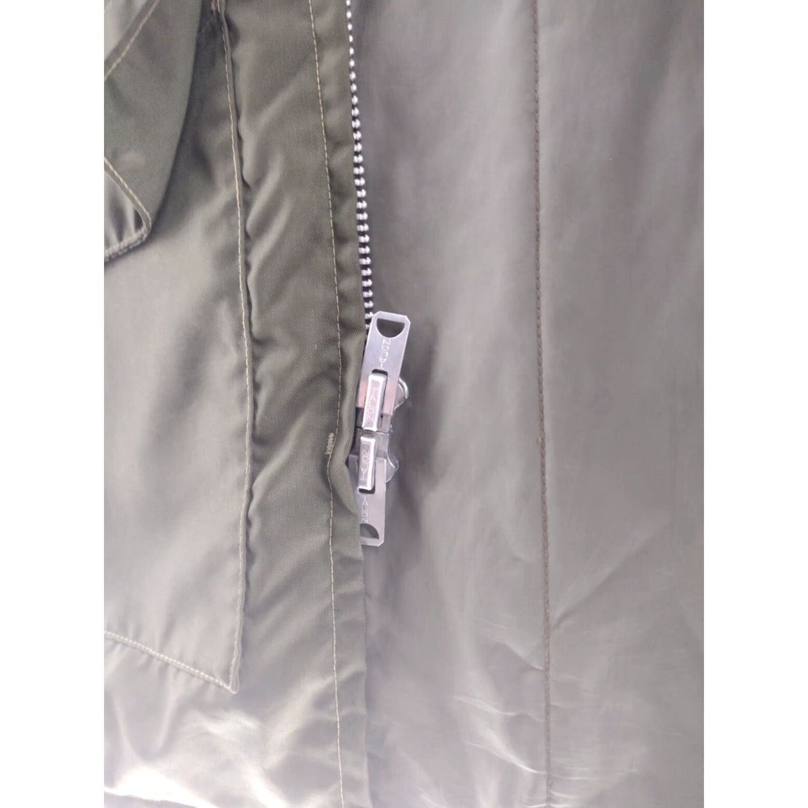 Vintage VINTAGE Hood Duxbak Jacket Coat Parka 70s Outdoor Green XL Mens Hooded Vintage 1970s Hunting Coat Mens Green XL Hooded Size US XL / EU 56 / 4 - 4 Thumbnail